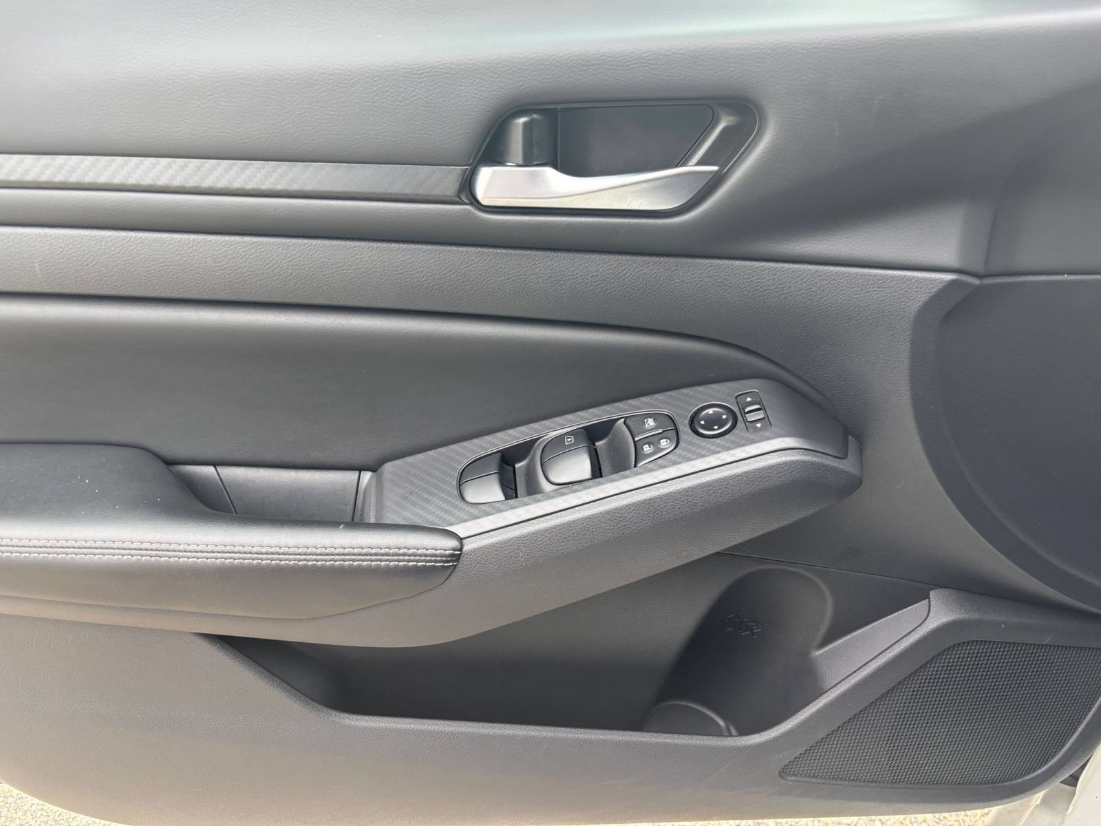 Thumbnail: 2025 Nissan Altima - 15