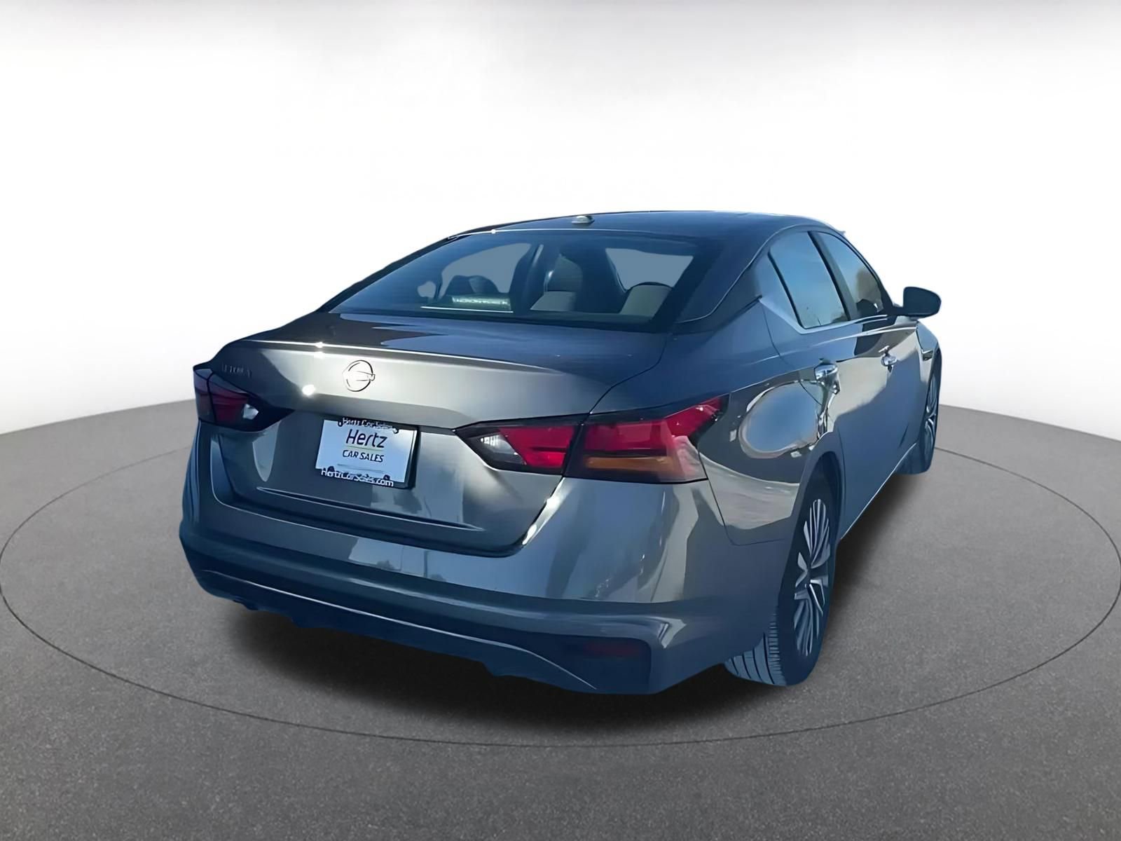 Thumbnail: 2025 Nissan Altima - 21