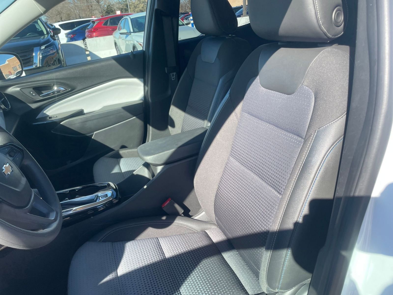 Thumbnail: 2025 Chevrolet Trax - 34