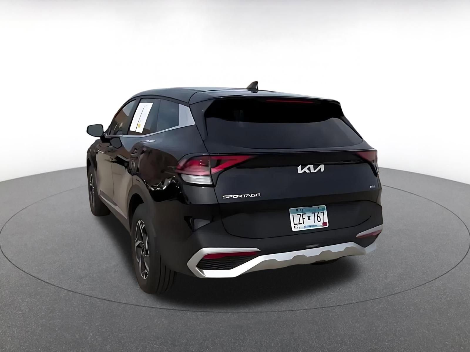 Thumbnail: 2024 Kia Sportage - 11