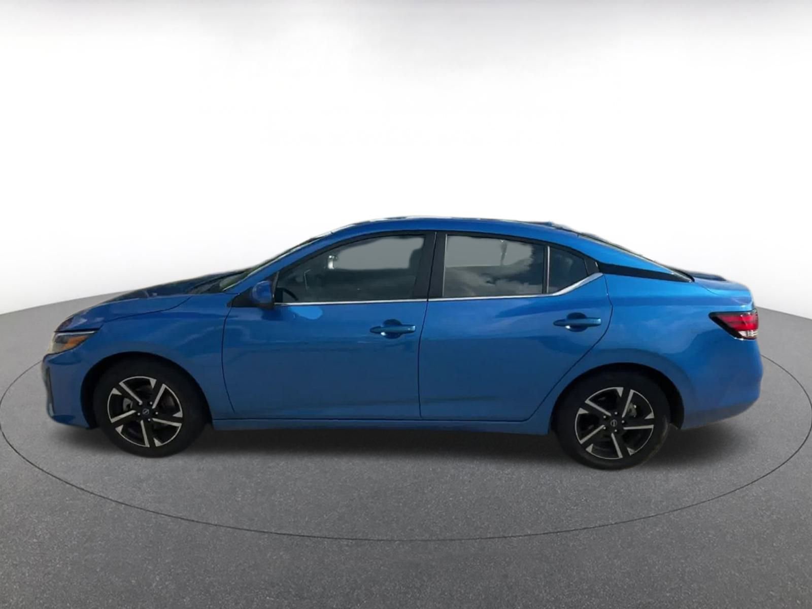 Thumbnail: 2024 Nissan Sentra - 9