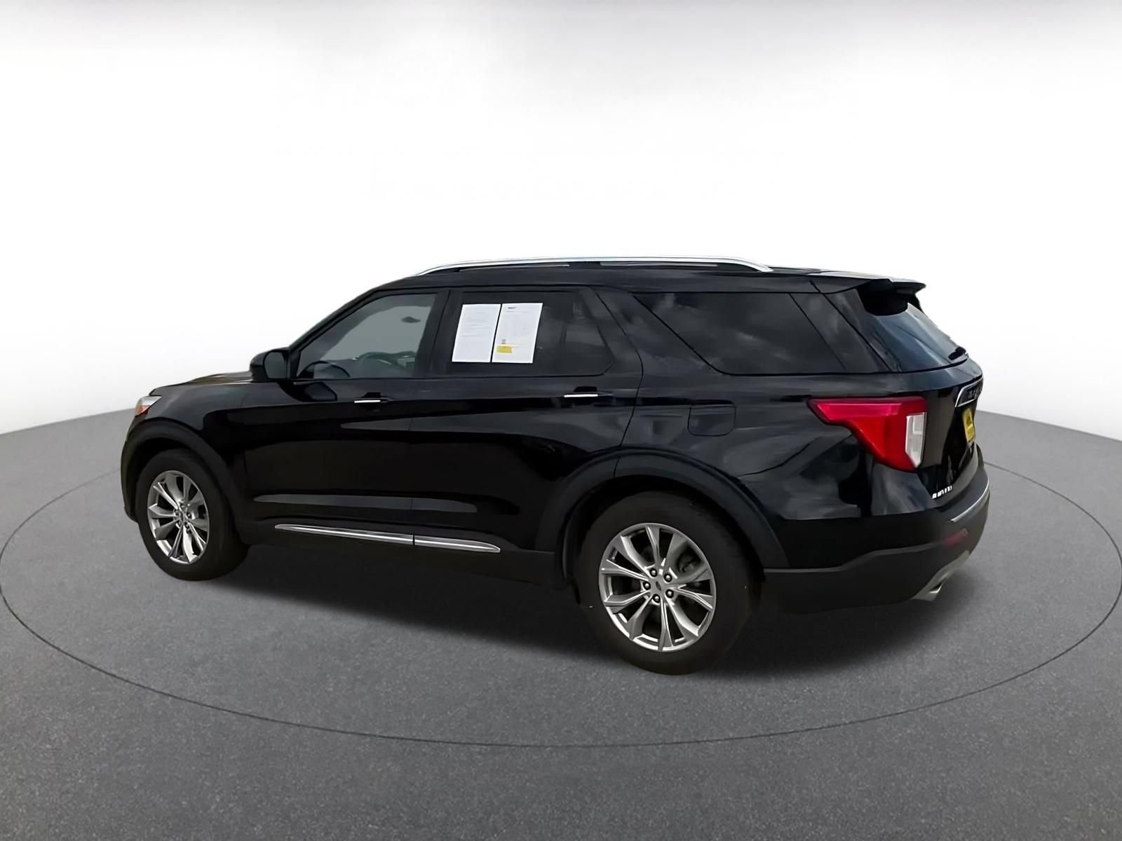 Thumbnail: 2024 Ford Explorer - 9