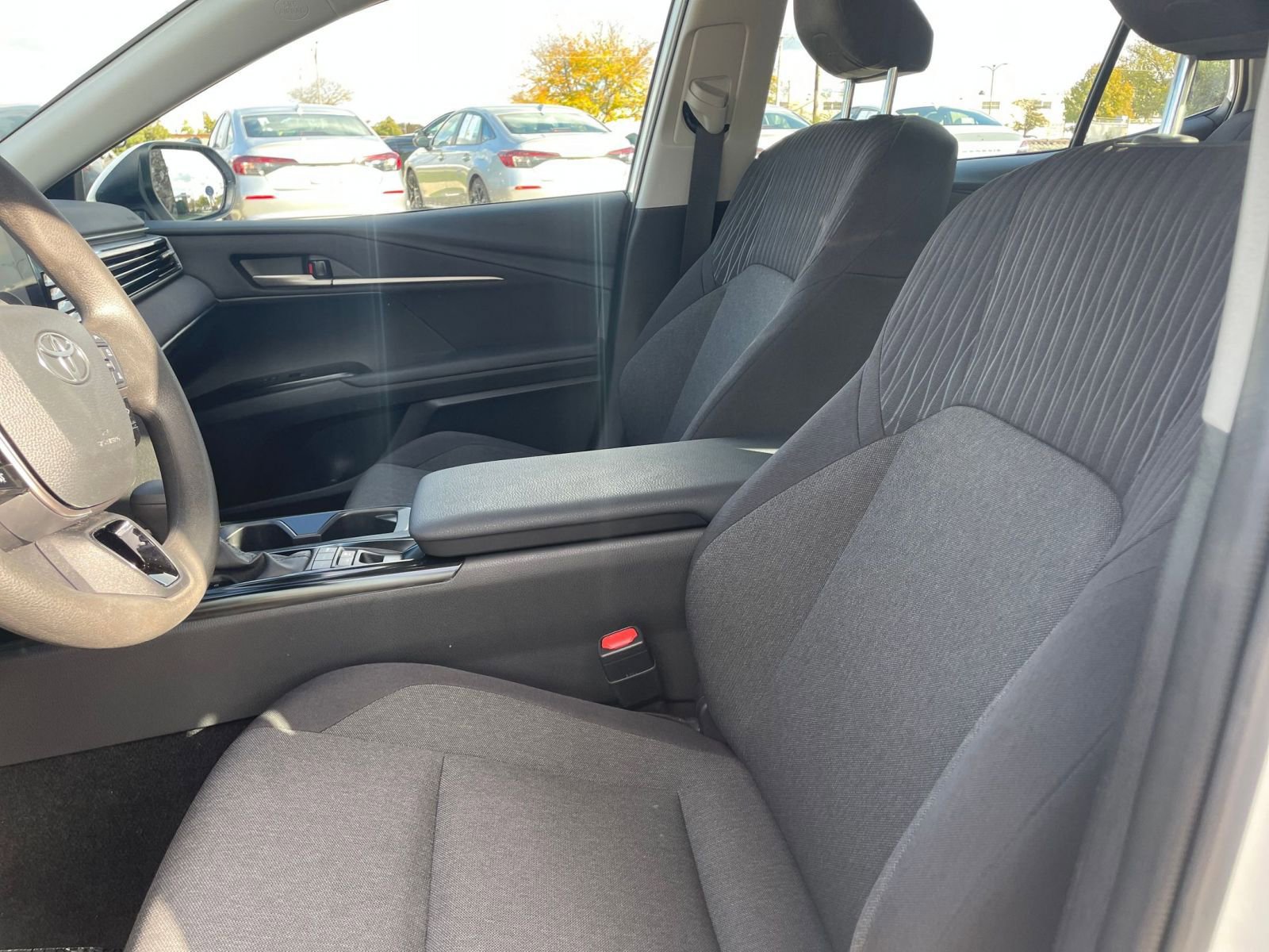 Thumbnail: 2025 Toyota Camry - 27