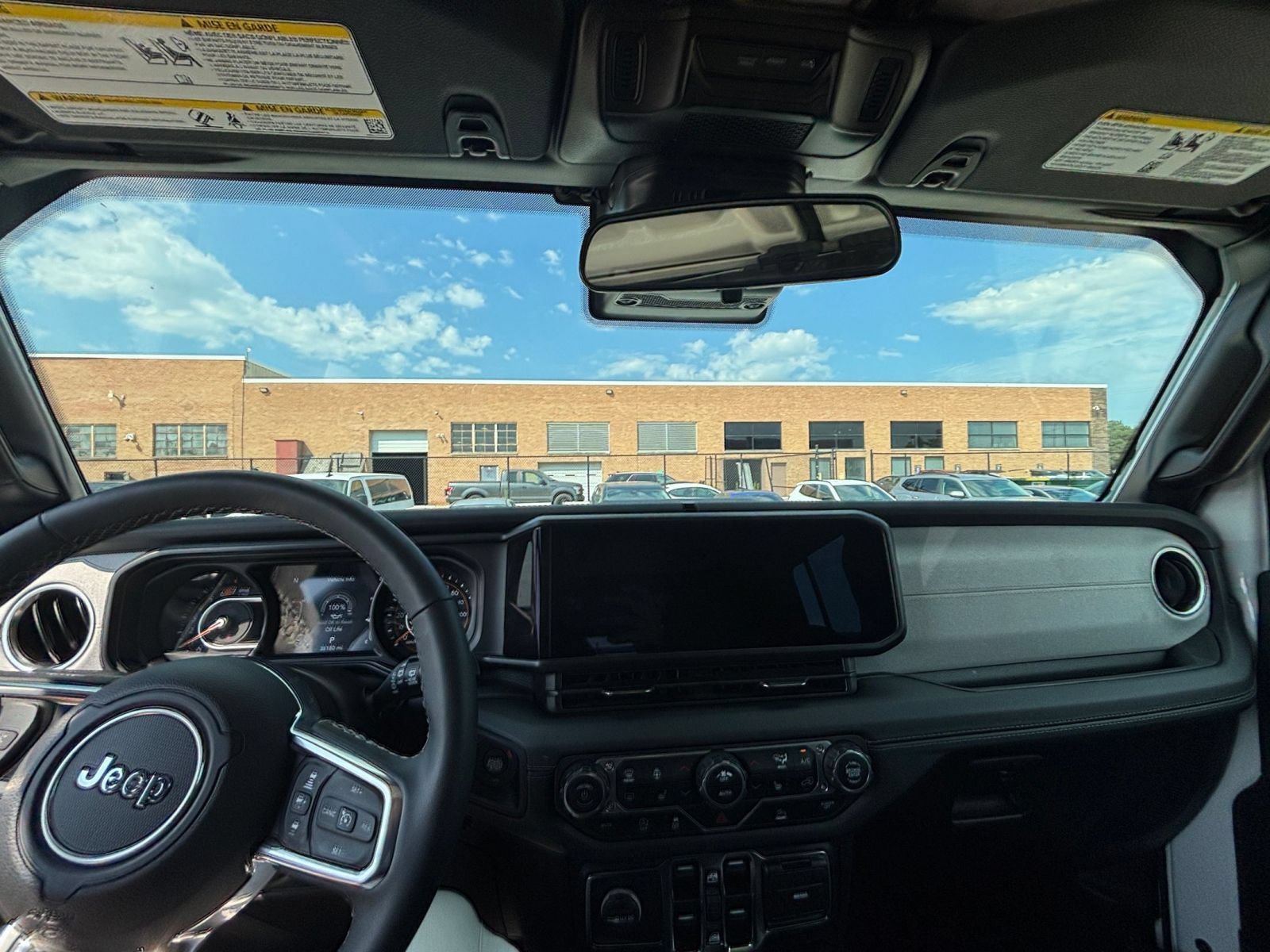 Thumbnail: 2025 Jeep Wrangler - 30
