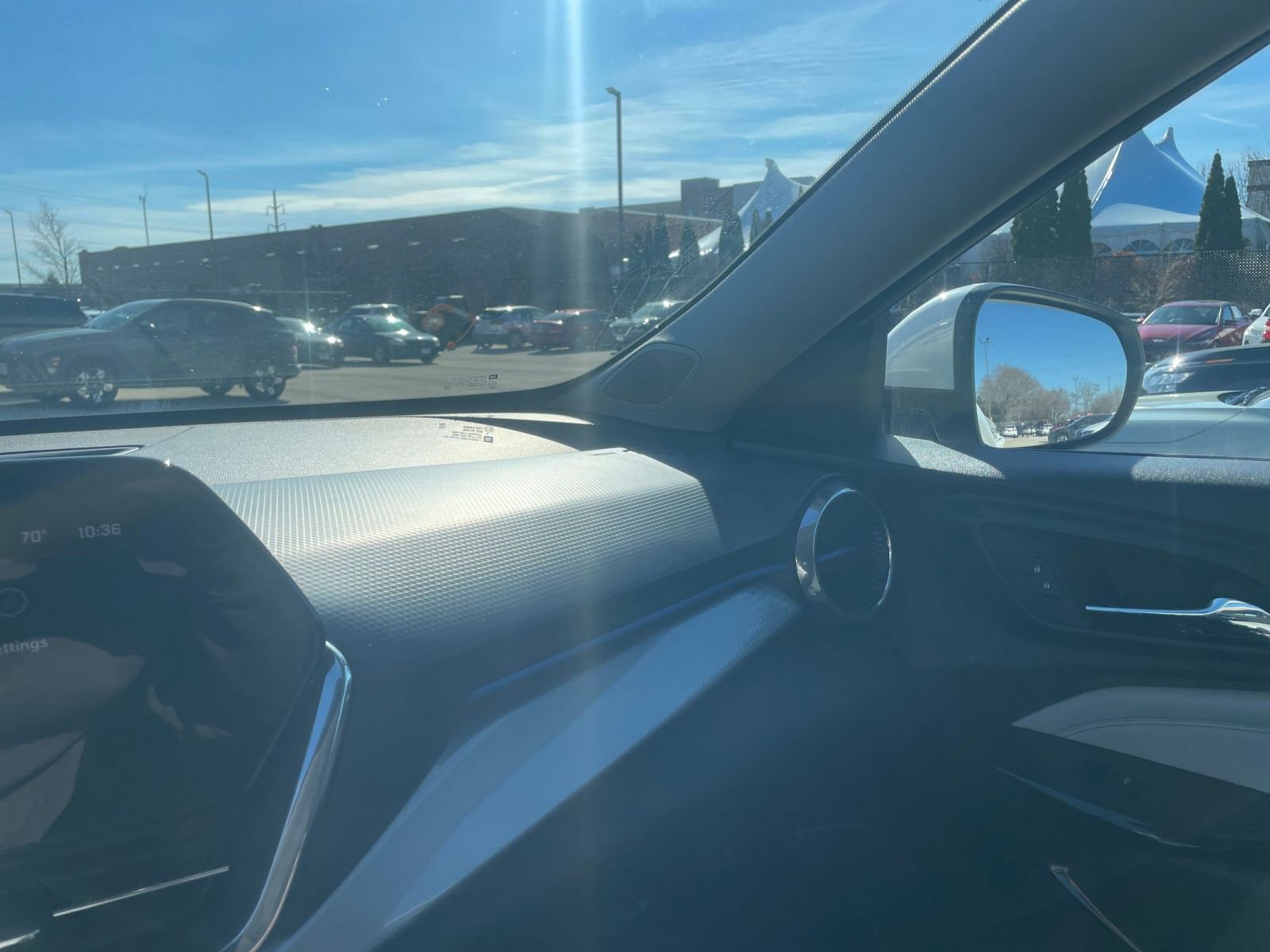 Thumbnail: 2025 Chevrolet Trax - 33