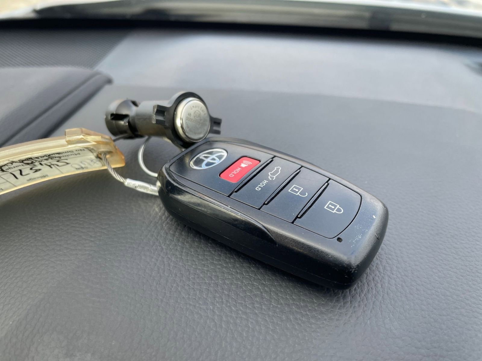 Thumbnail: 2024 Toyota Highlander - 23