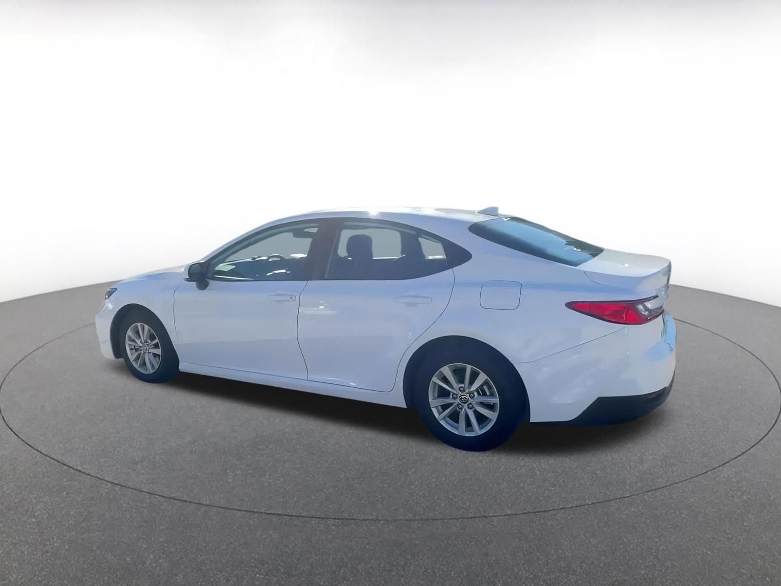 Thumbnail: 2025 Toyota Camry - 10