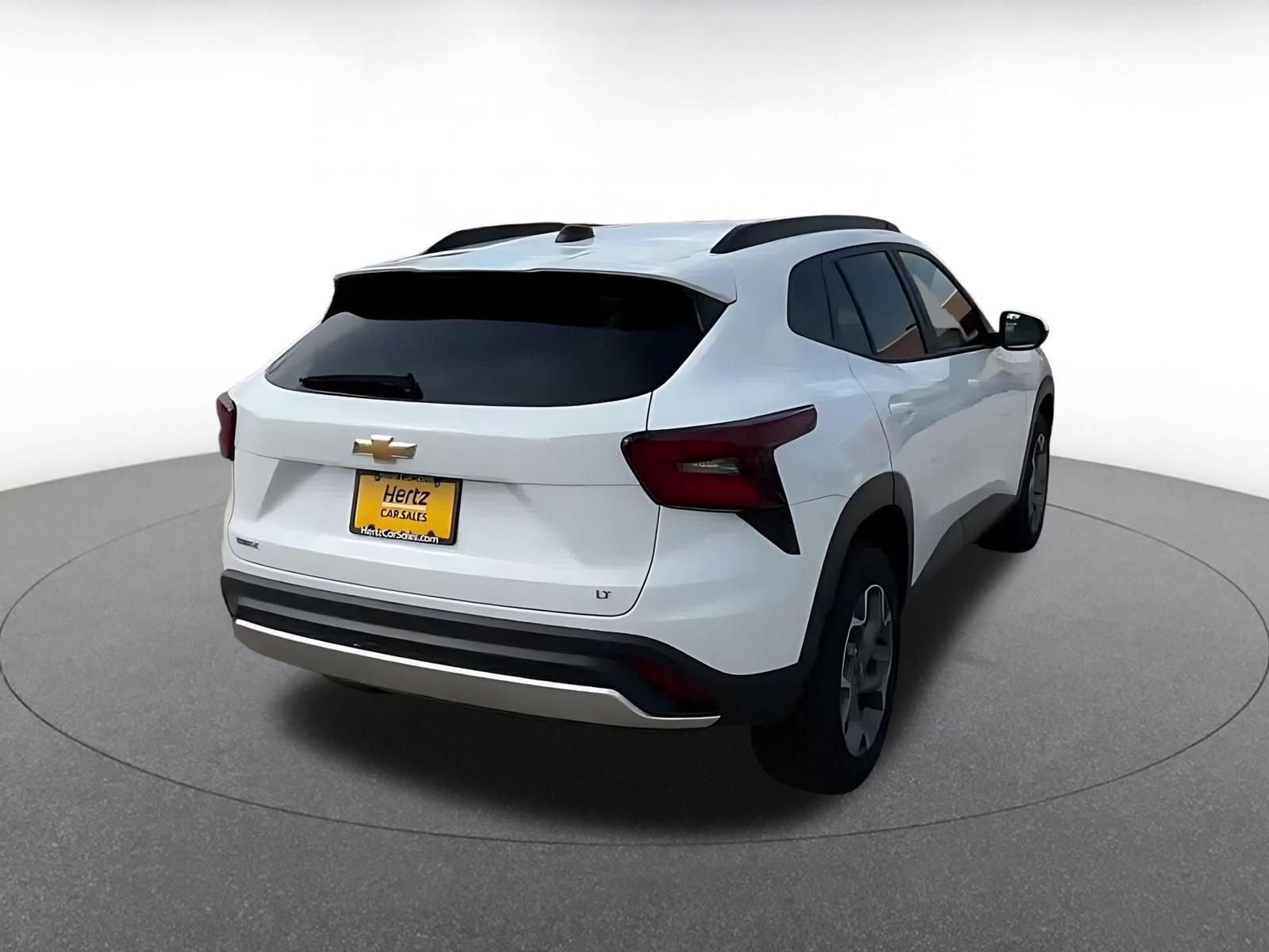 Thumbnail: 2025 Chevrolet Trax - 11