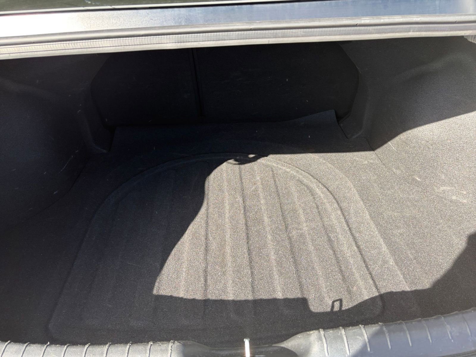 Thumbnail: 2025 Hyundai Elantra - 30