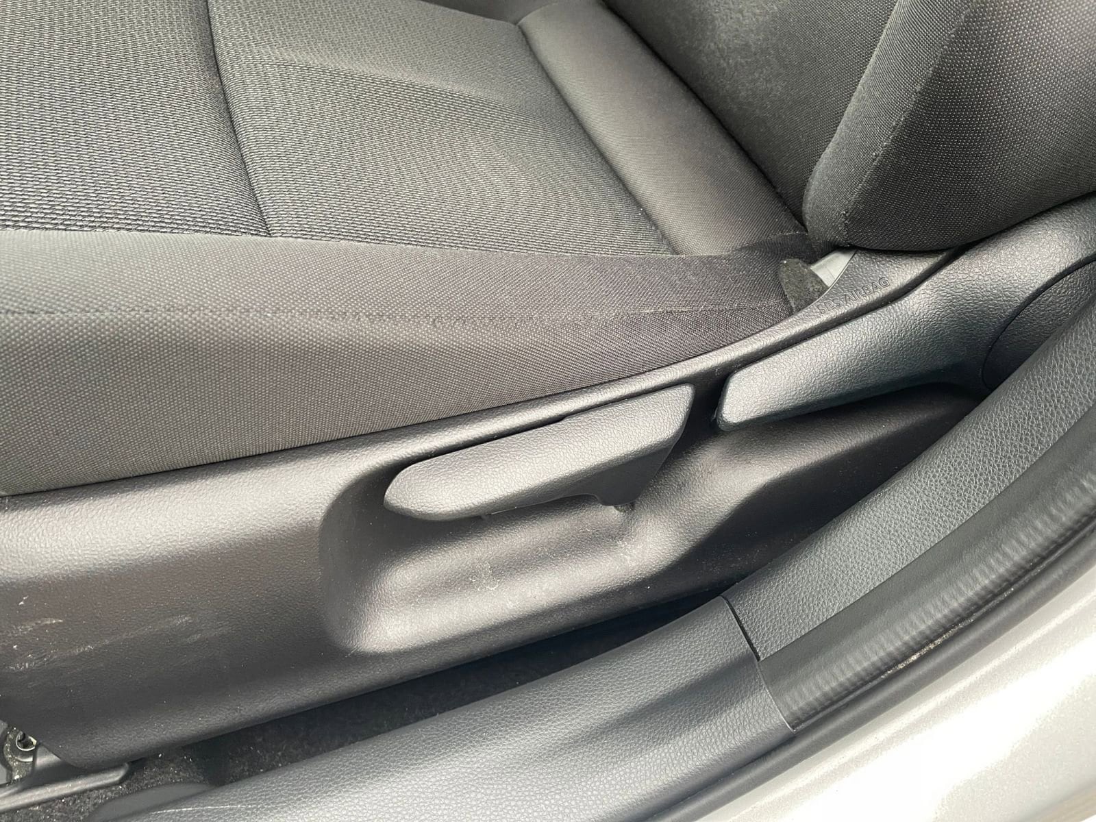 Thumbnail: 2025 Toyota Prius - 23