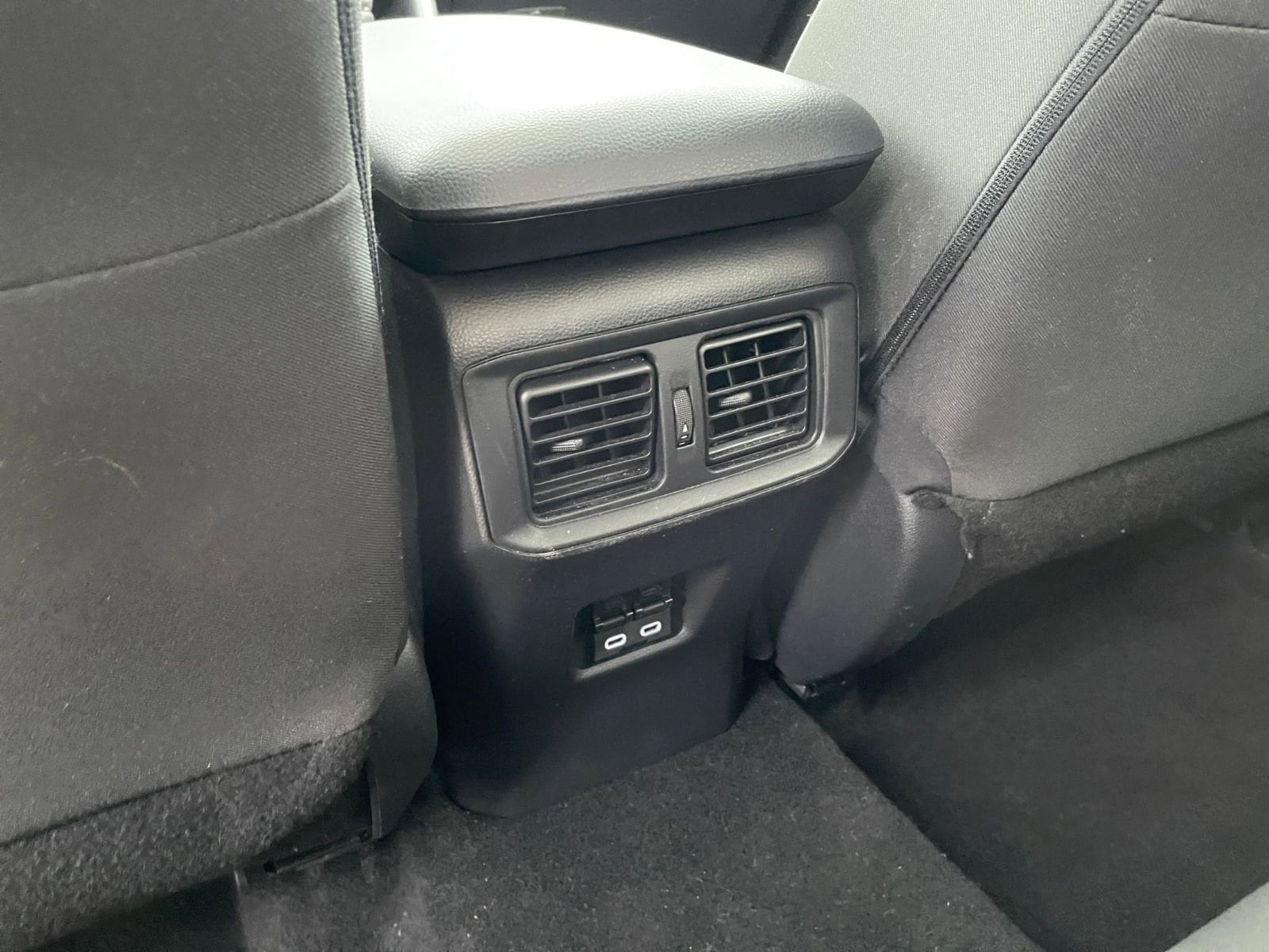 Thumbnail: 2025 Toyota RAV4 - 24