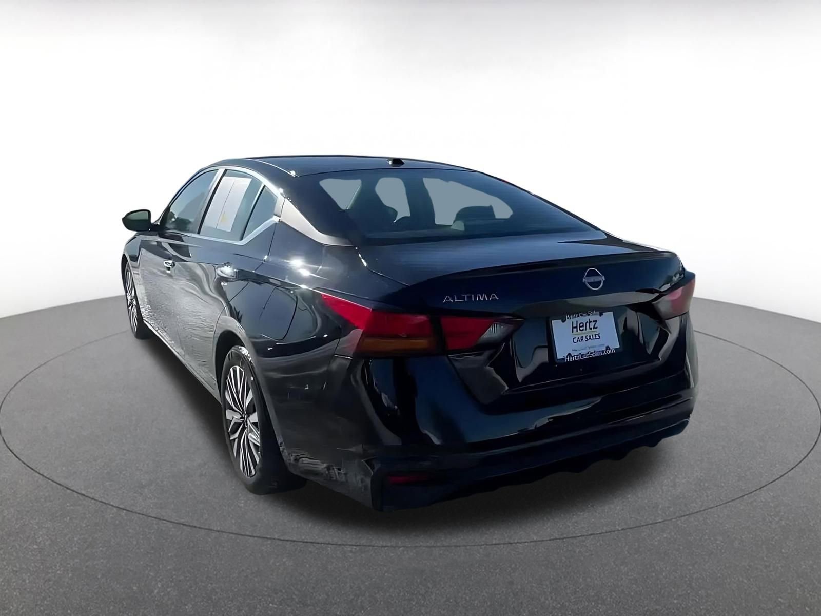 Thumbnail: 2025 Nissan Altima - 11