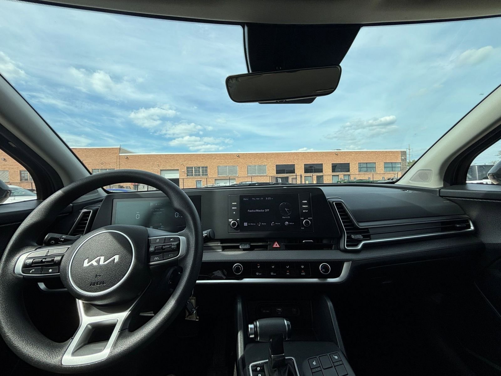 Thumbnail: 2024 Kia Sportage - 32