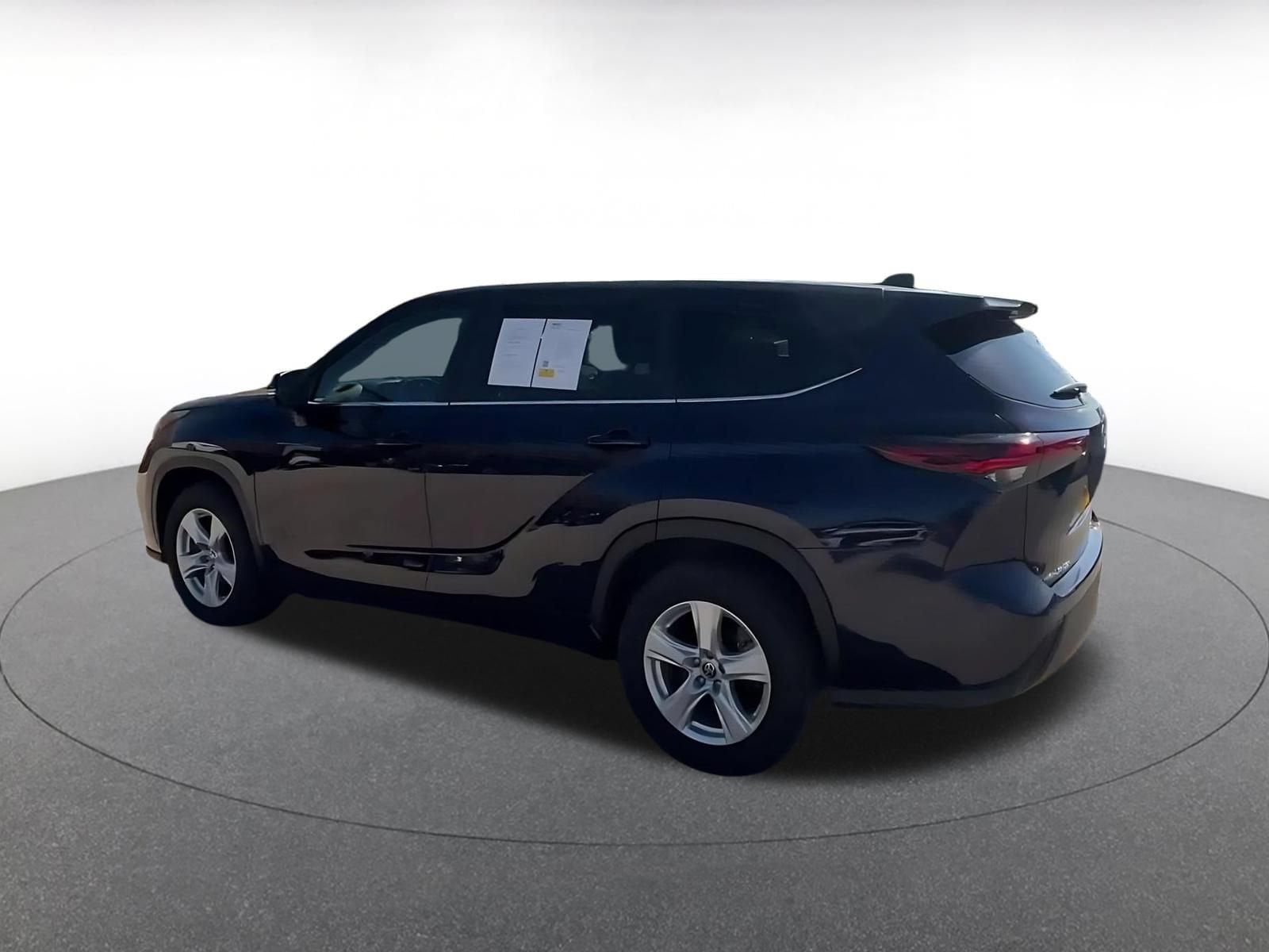 Thumbnail: 2025 Toyota Highlander - 9
