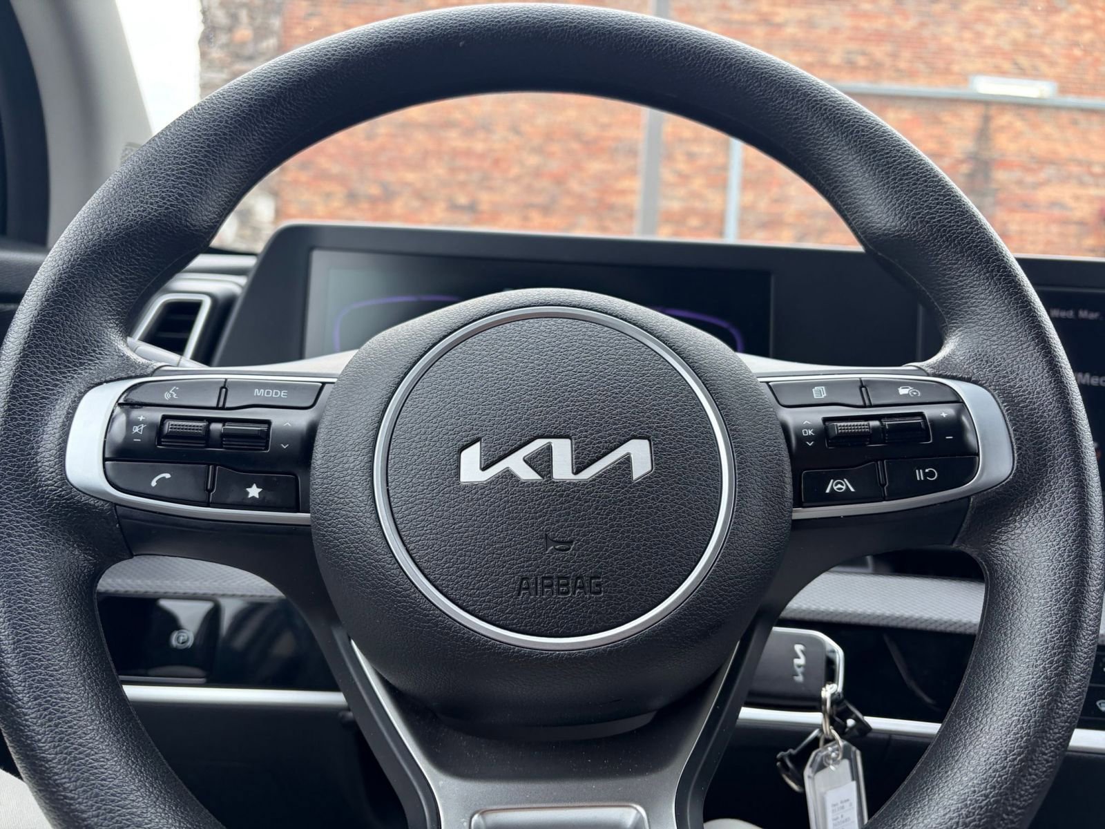 Thumbnail: 2025 Kia Sportage - 25