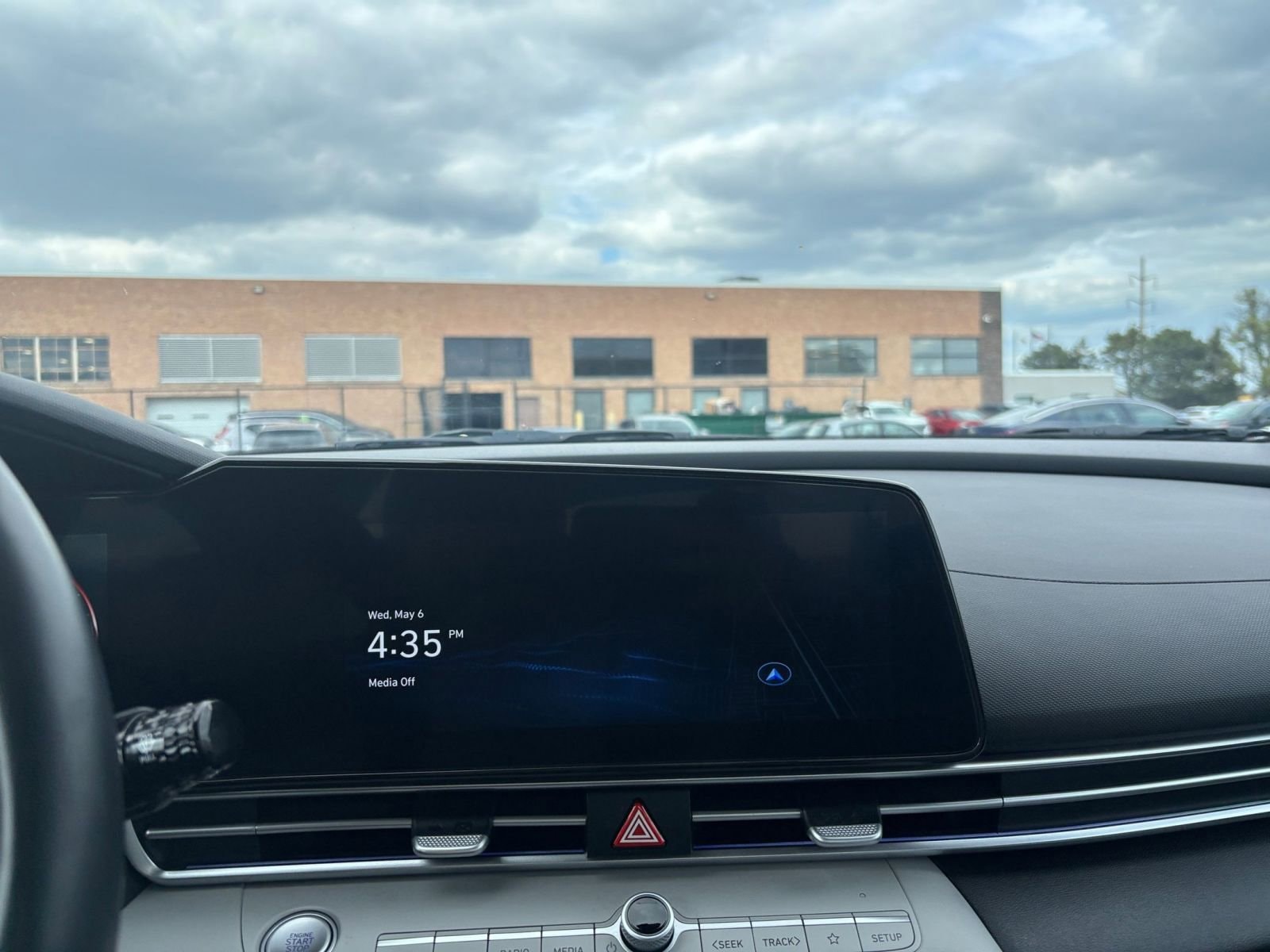 Thumbnail: 2025 Hyundai Elantra - 17