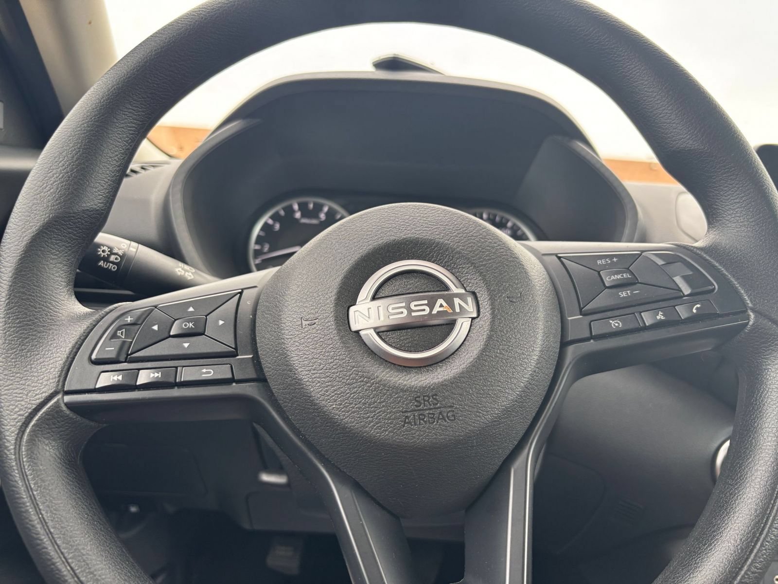 Thumbnail: 2025 Nissan Sentra - 25