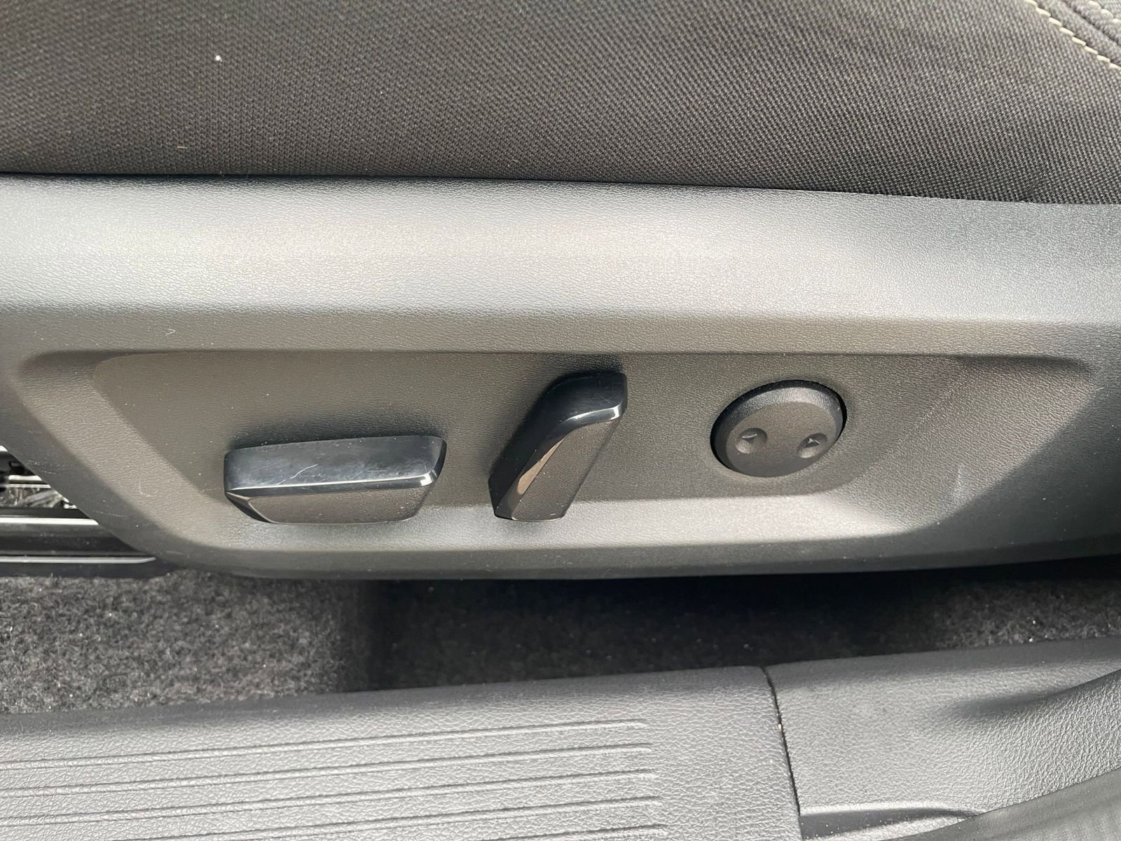 Thumbnail: 2025 Nissan Rogue - 22