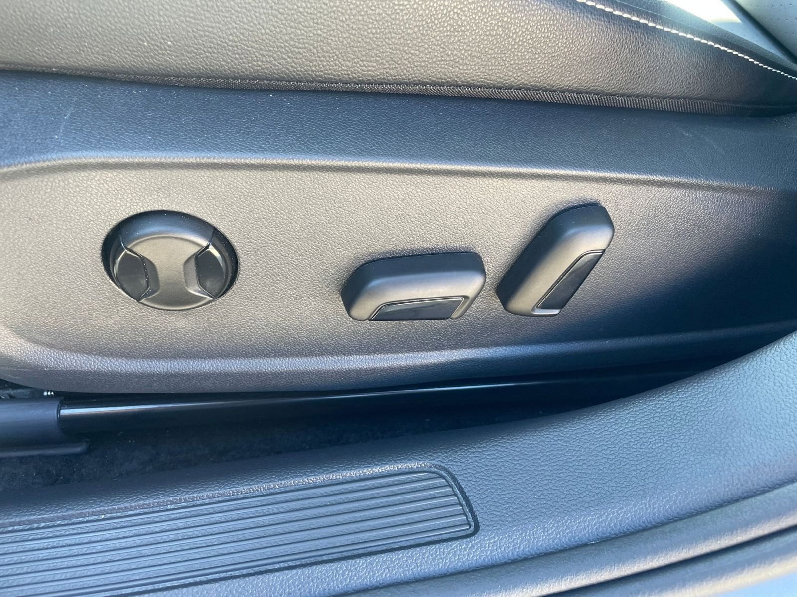 Thumbnail: 2025 Volkswagen Jetta - 23