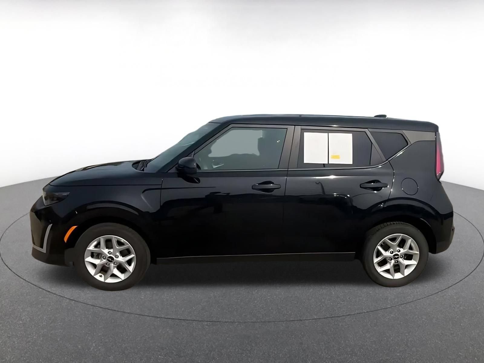 Thumbnail: 2025 Kia Soul - 7