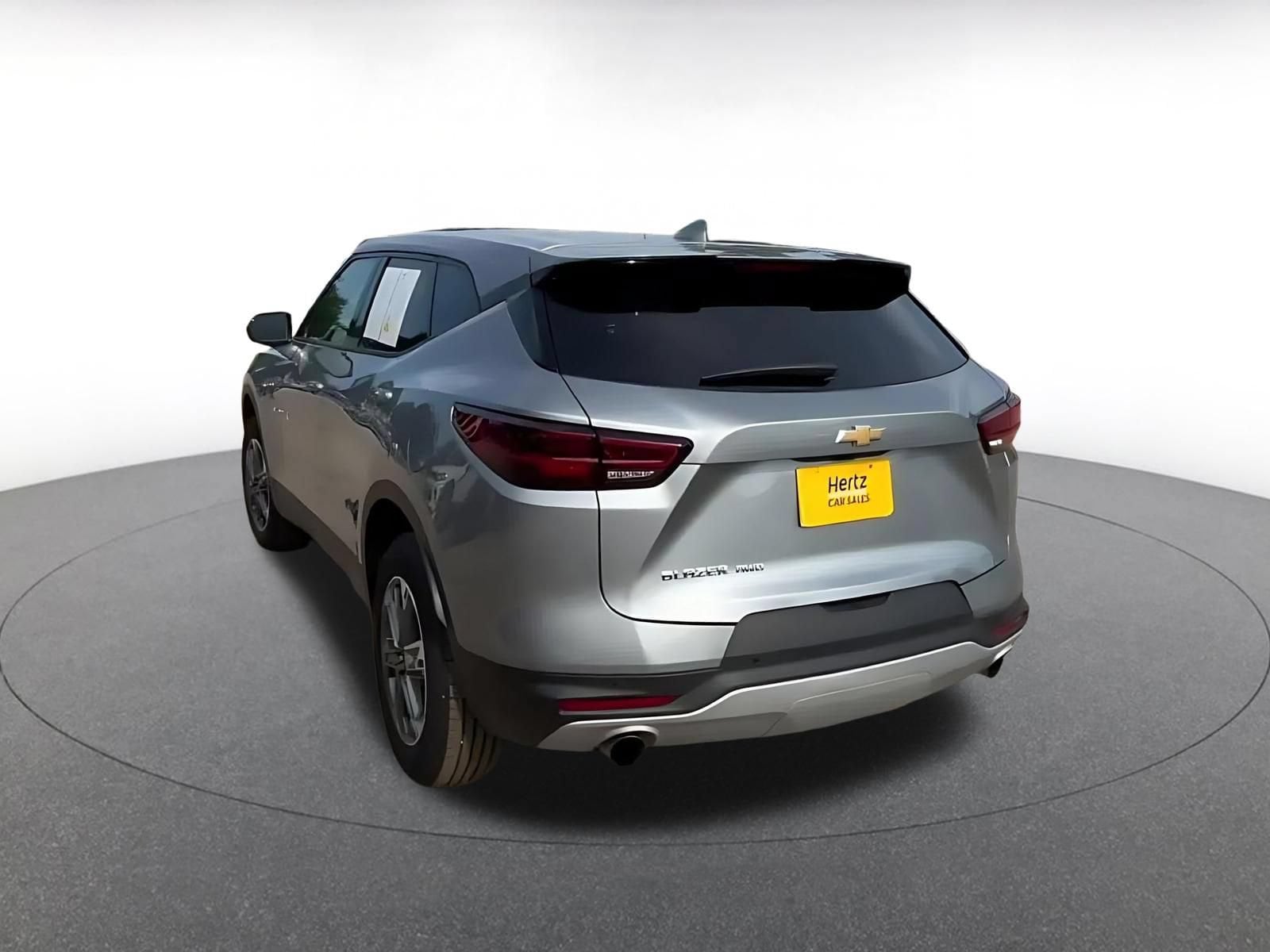 Thumbnail: 2026 Chevrolet Blazer - 10