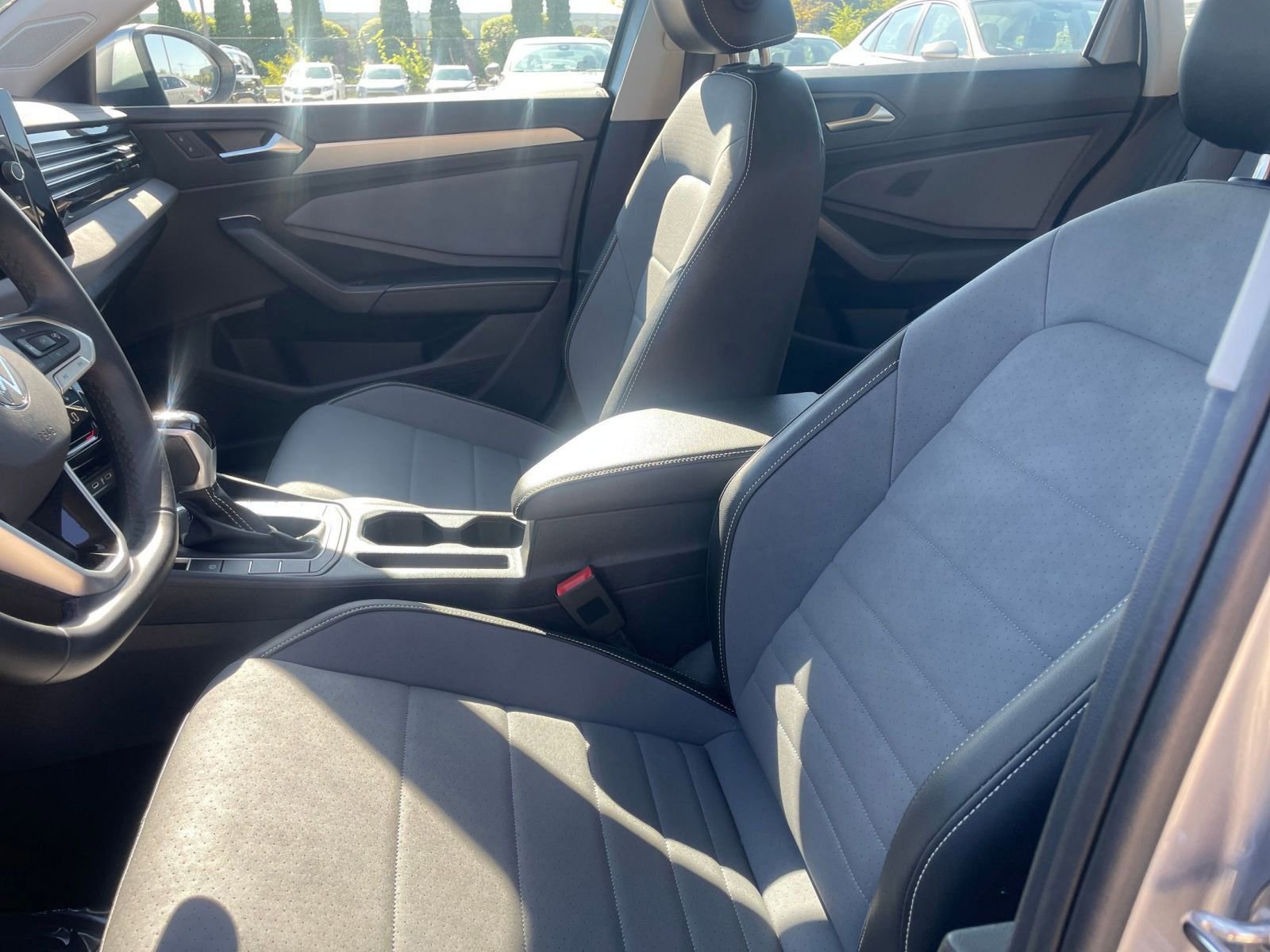 Thumbnail: 2025 Volkswagen Jetta - 27