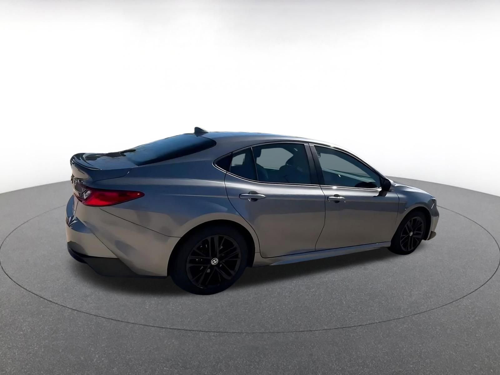 Thumbnail: 2025 Toyota Camry - 15
