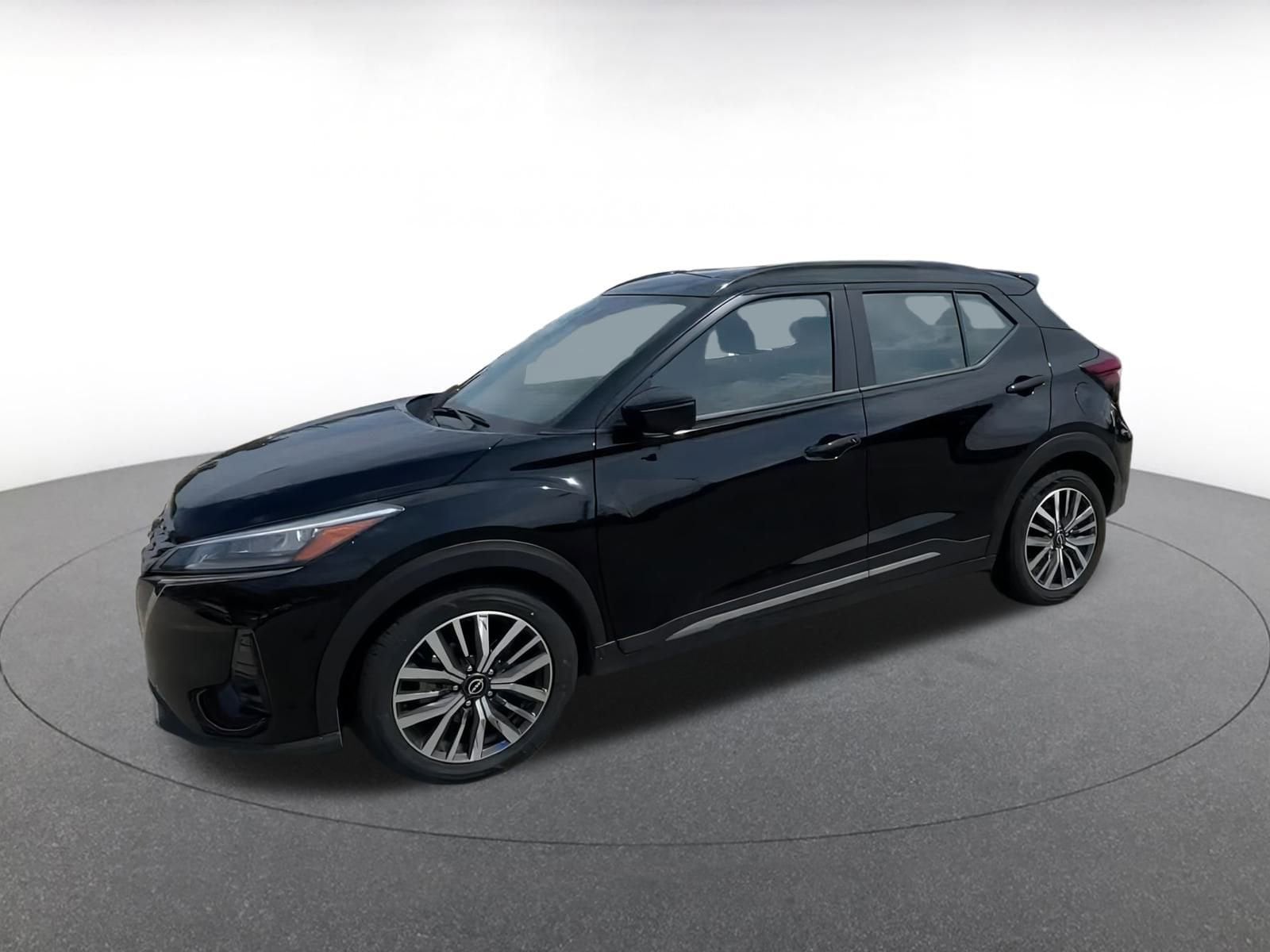 Thumbnail: 2024 Nissan Kicks - 8
