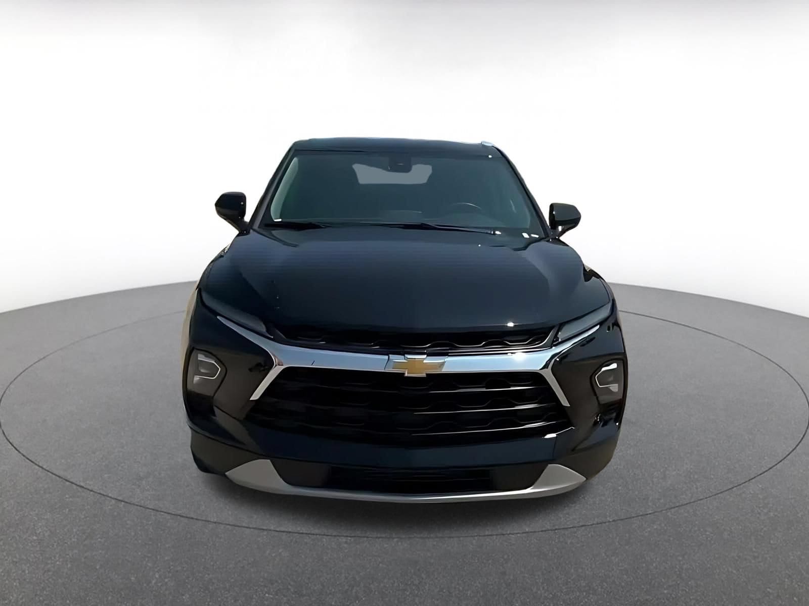Thumbnail: 2026 Chevrolet Blazer - 4