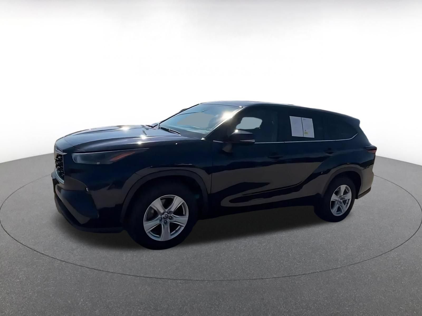 Thumbnail: 2025 Toyota Highlander - 7