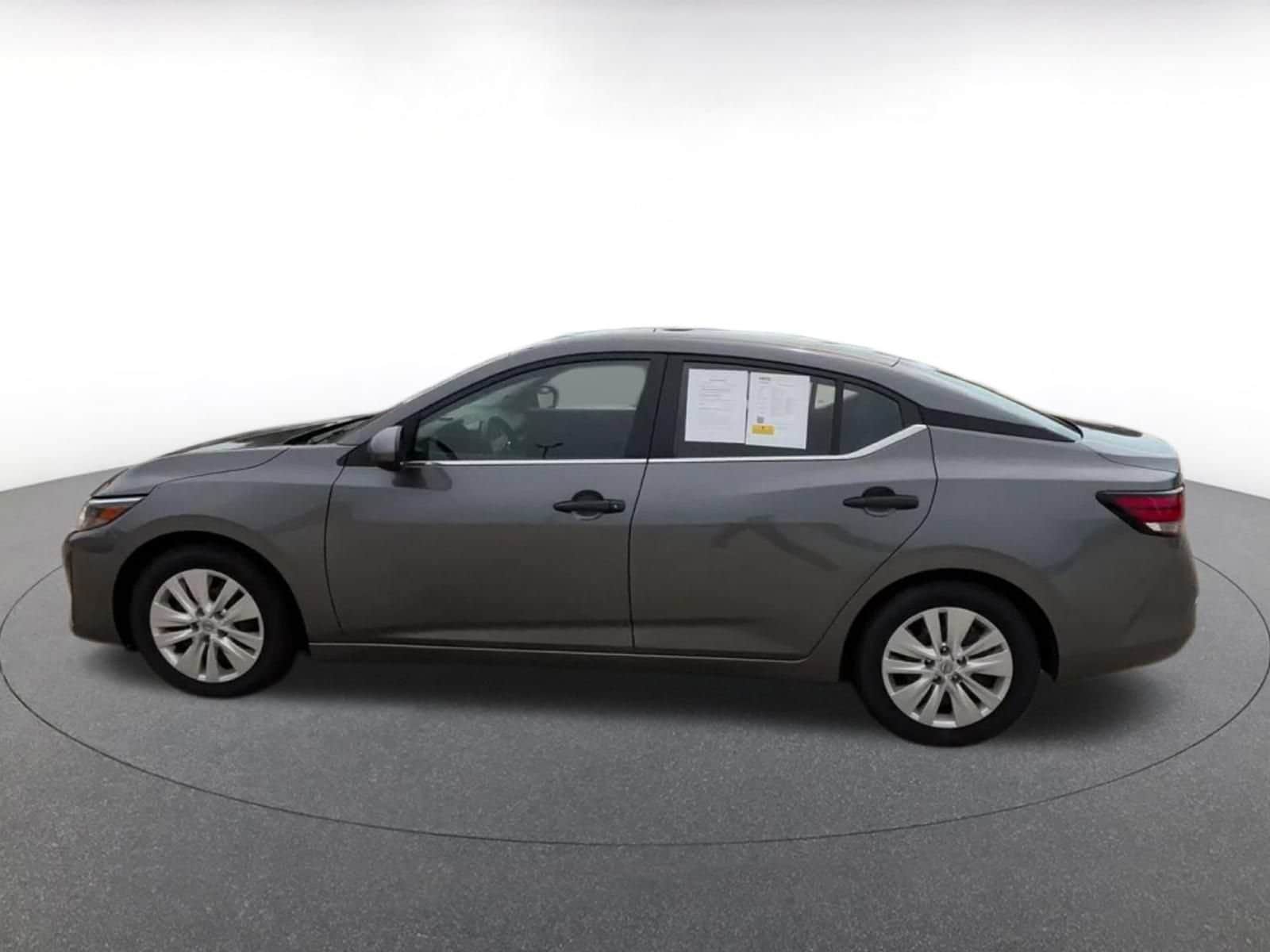Thumbnail: 2025 Nissan Sentra - 9