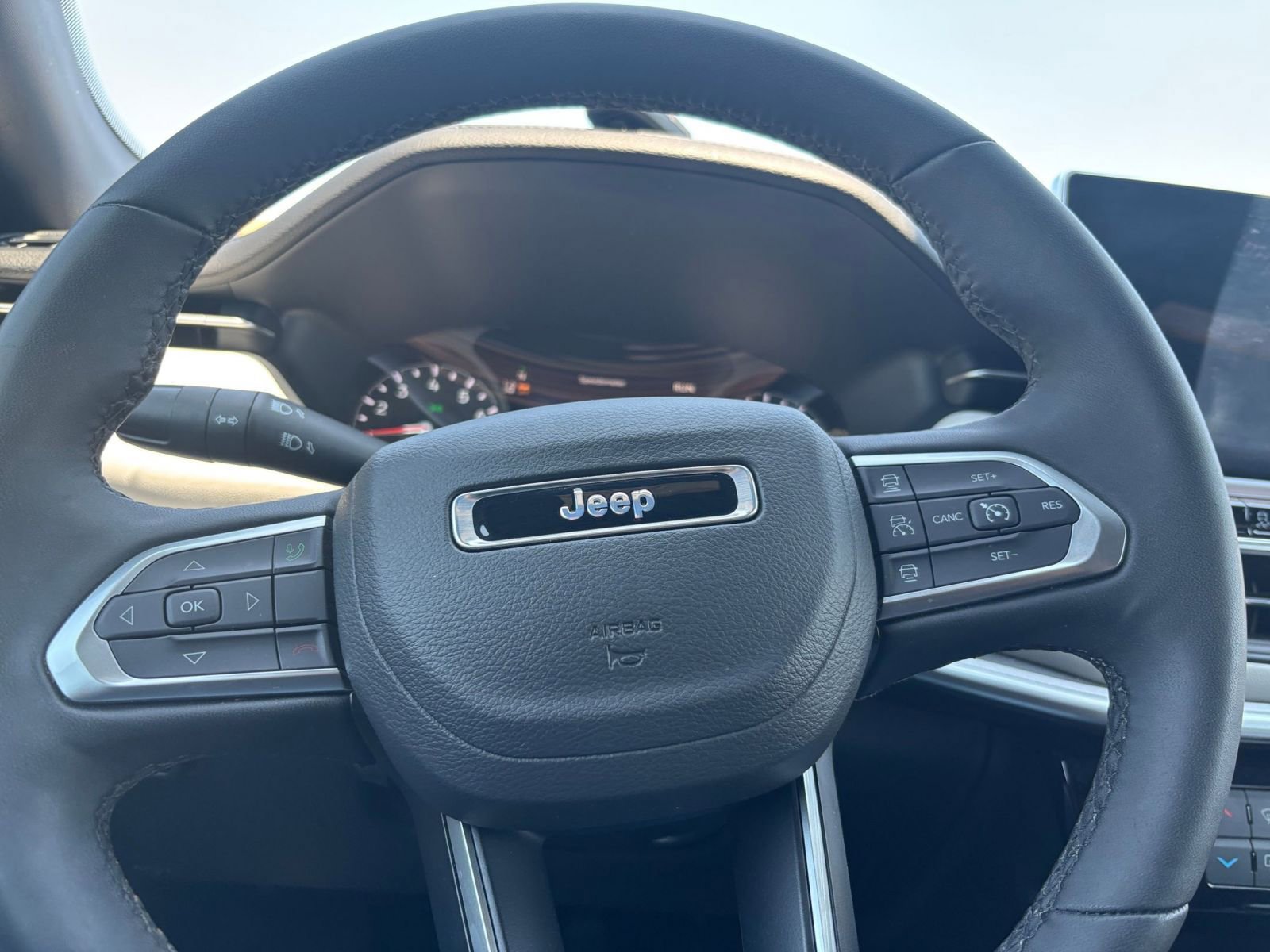 Thumbnail: 2025 Jeep Compass - 25