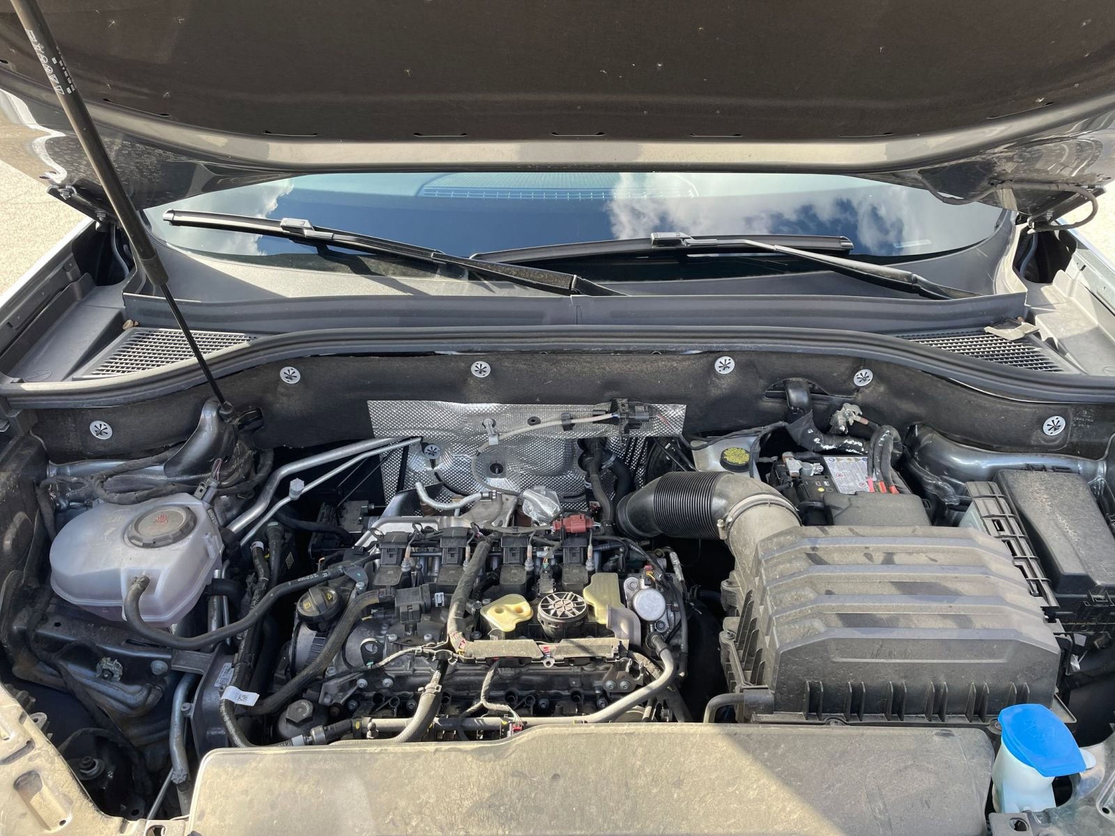 Thumbnail: 2025 Volkswagen Atlas - 32