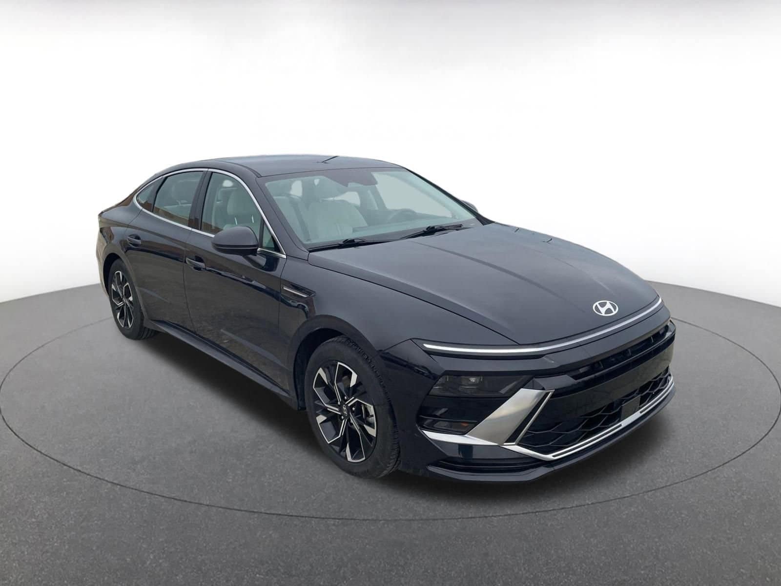 Thumbnail: 2025 Hyundai Sonata - 1