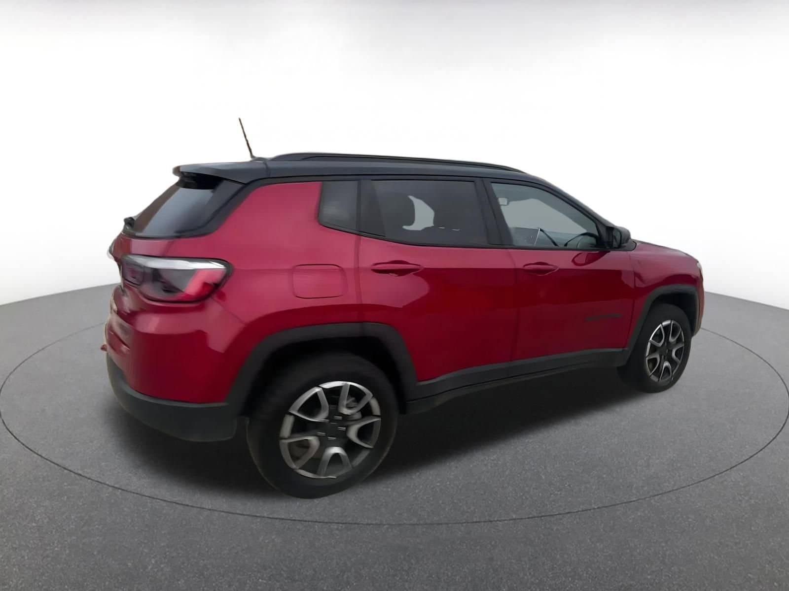 Thumbnail: 2025 Jeep Compass - 15