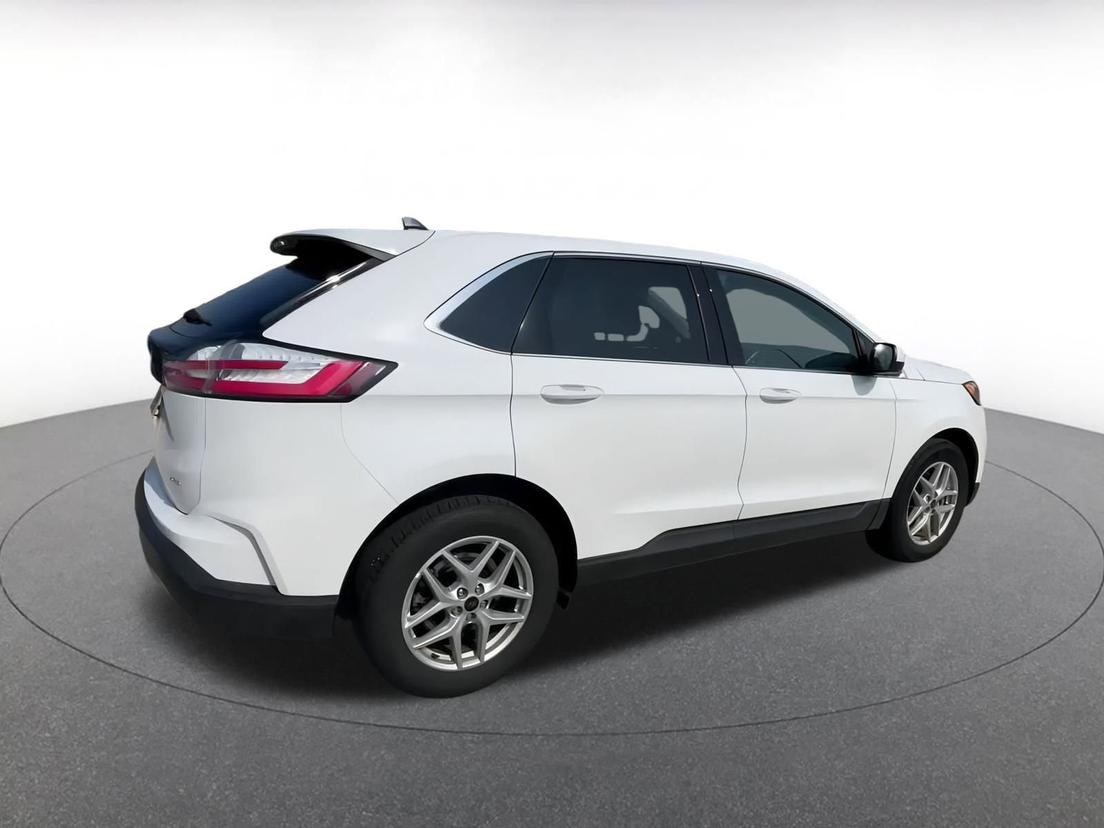 Thumbnail: 2024 Ford Edge - 15