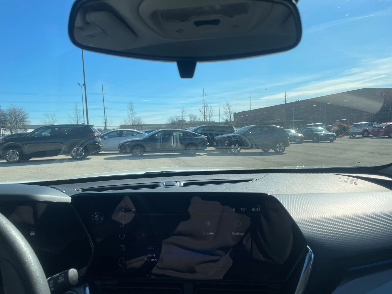 Thumbnail: 2025 Chevrolet Trax - 17