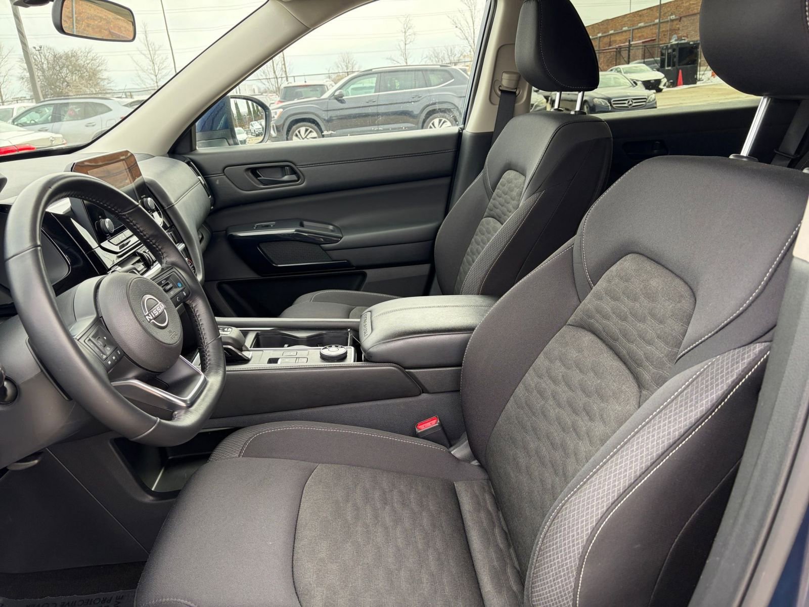 Thumbnail: 2025 Nissan Pathfinder - 28