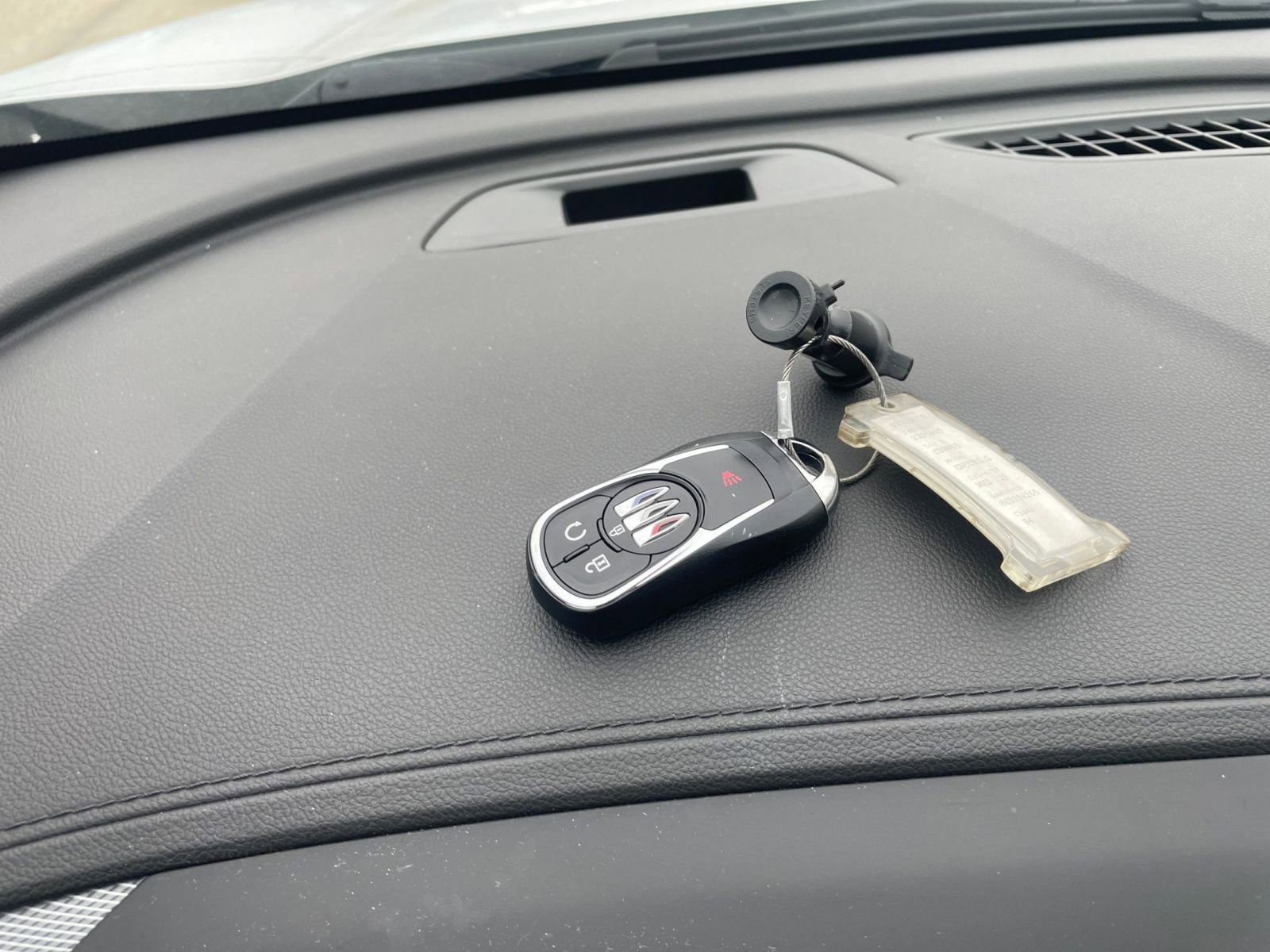 Thumbnail: 2025 Buick Encore GX - 21