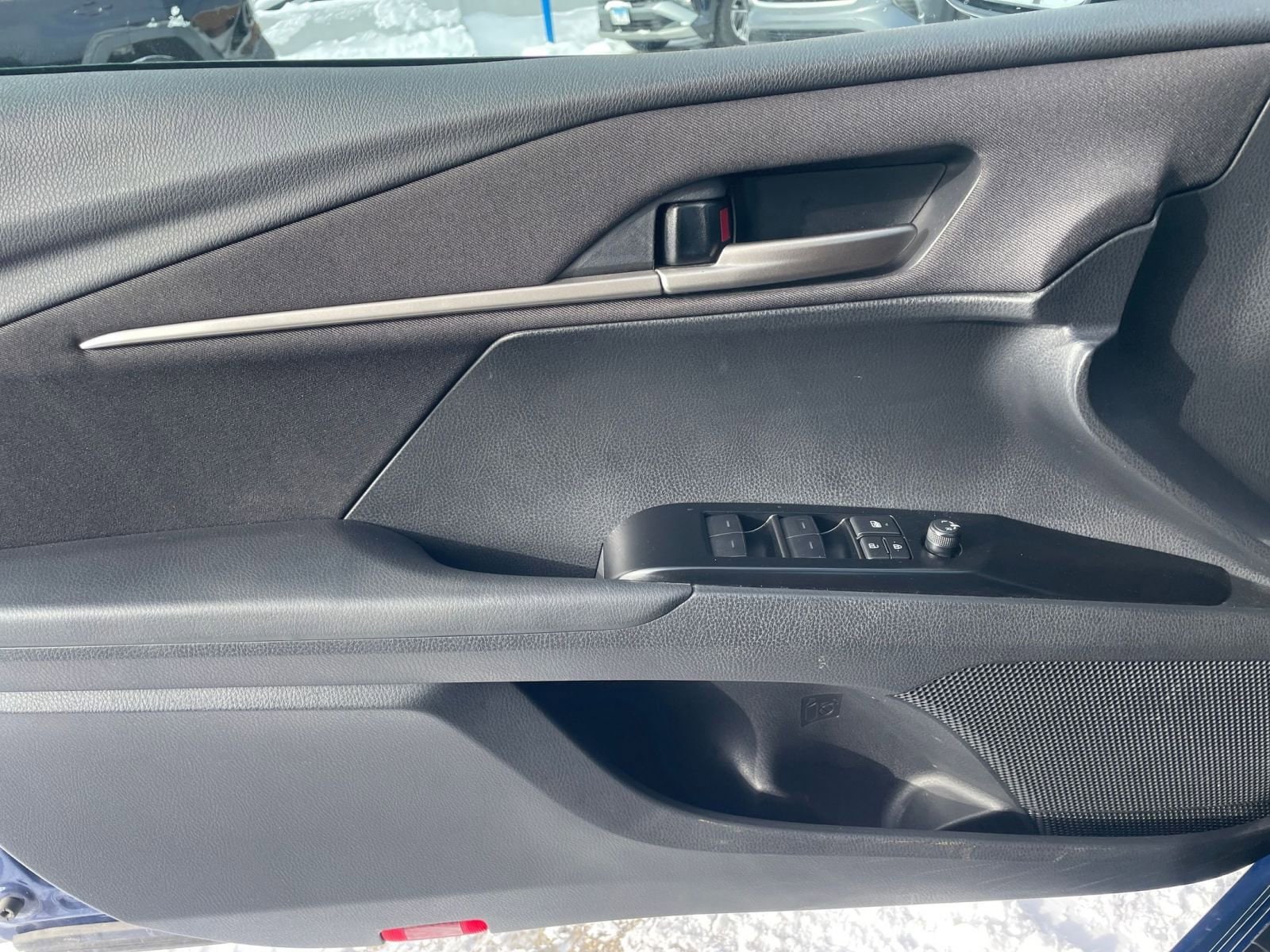 Thumbnail: 2025 Toyota Camry - 20