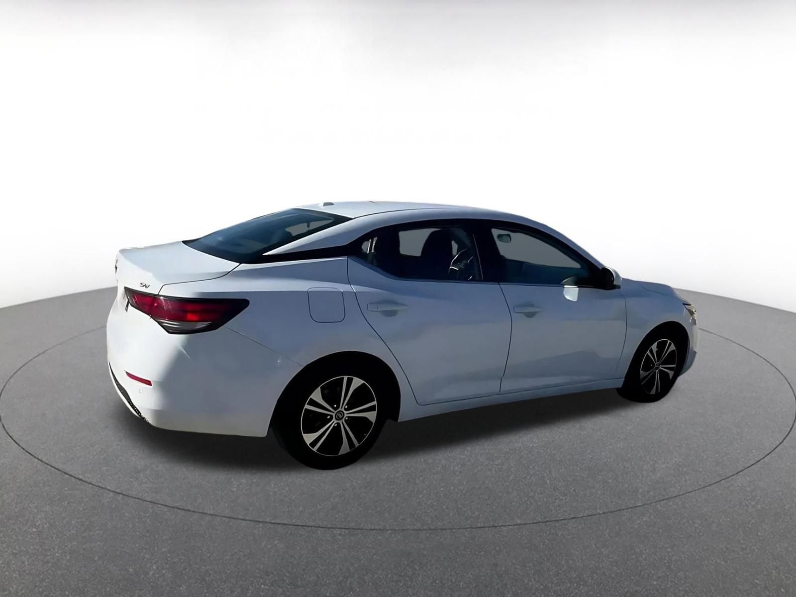 Thumbnail: 2023 Nissan Sentra - 15