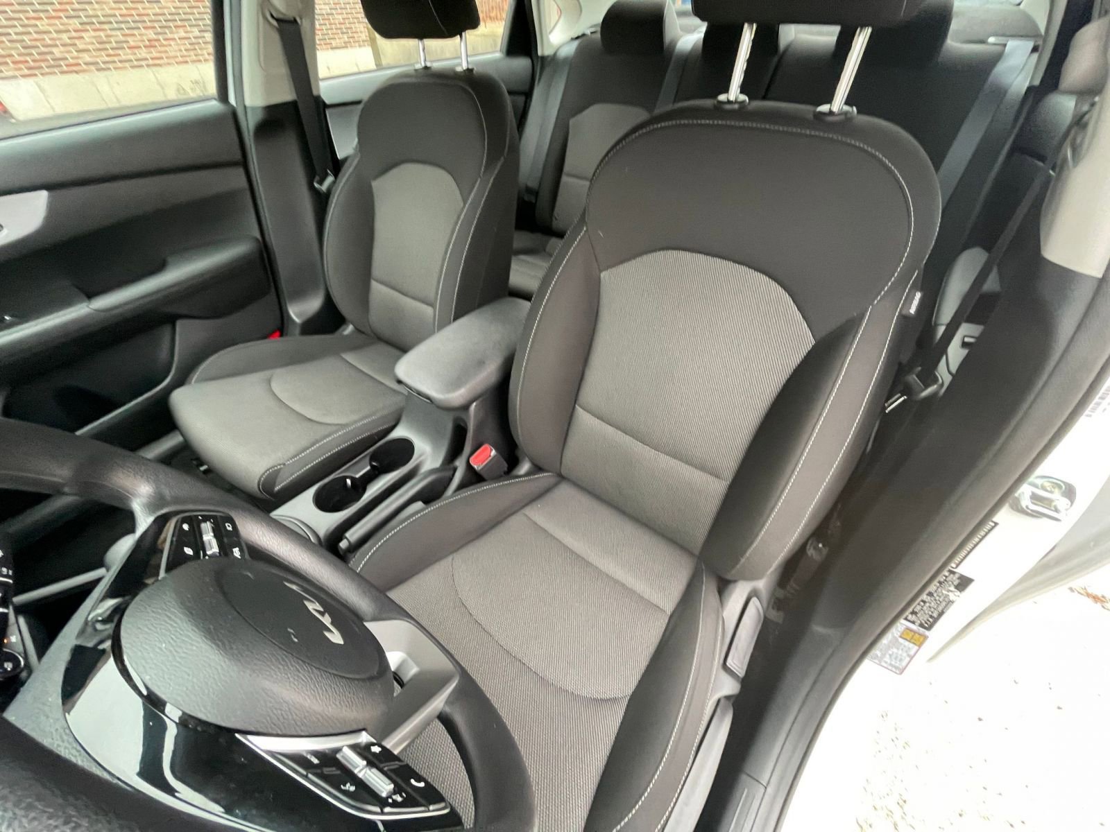 Thumbnail: 2024 Kia Forte - 35