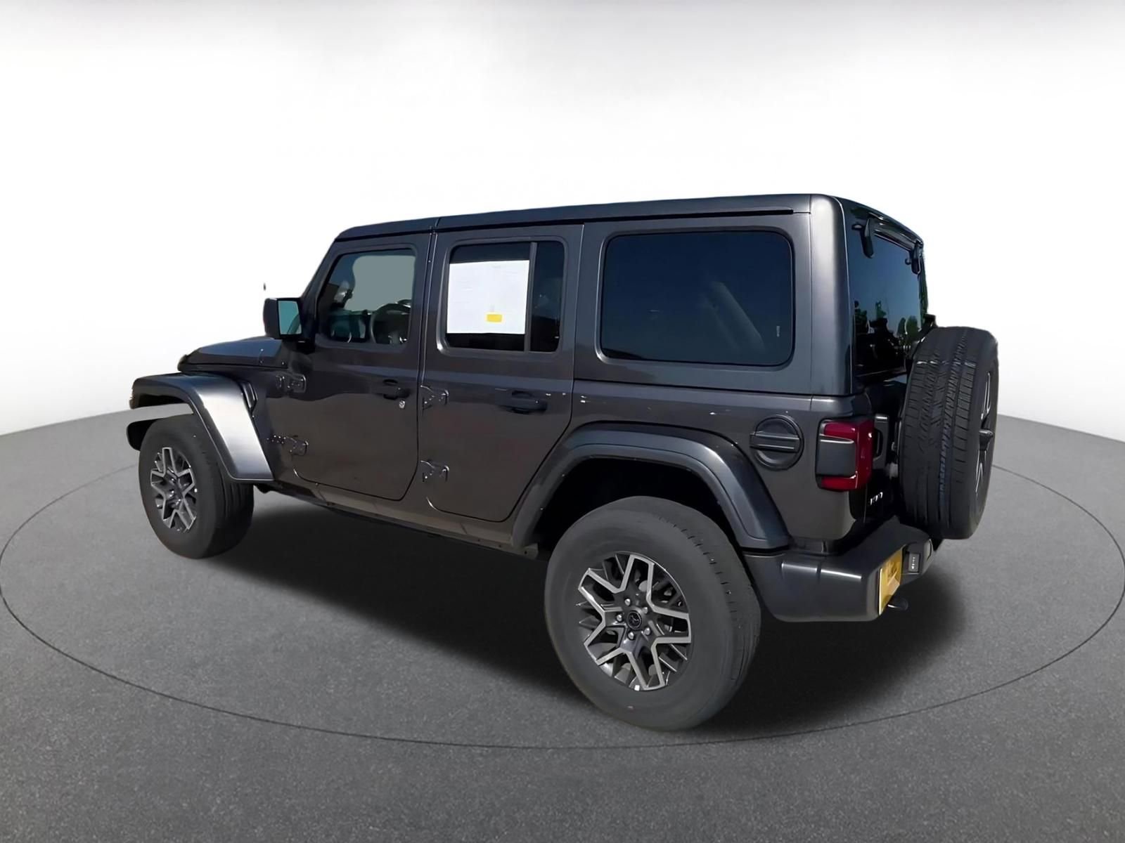 Thumbnail: 2025 Jeep Wrangler - 10