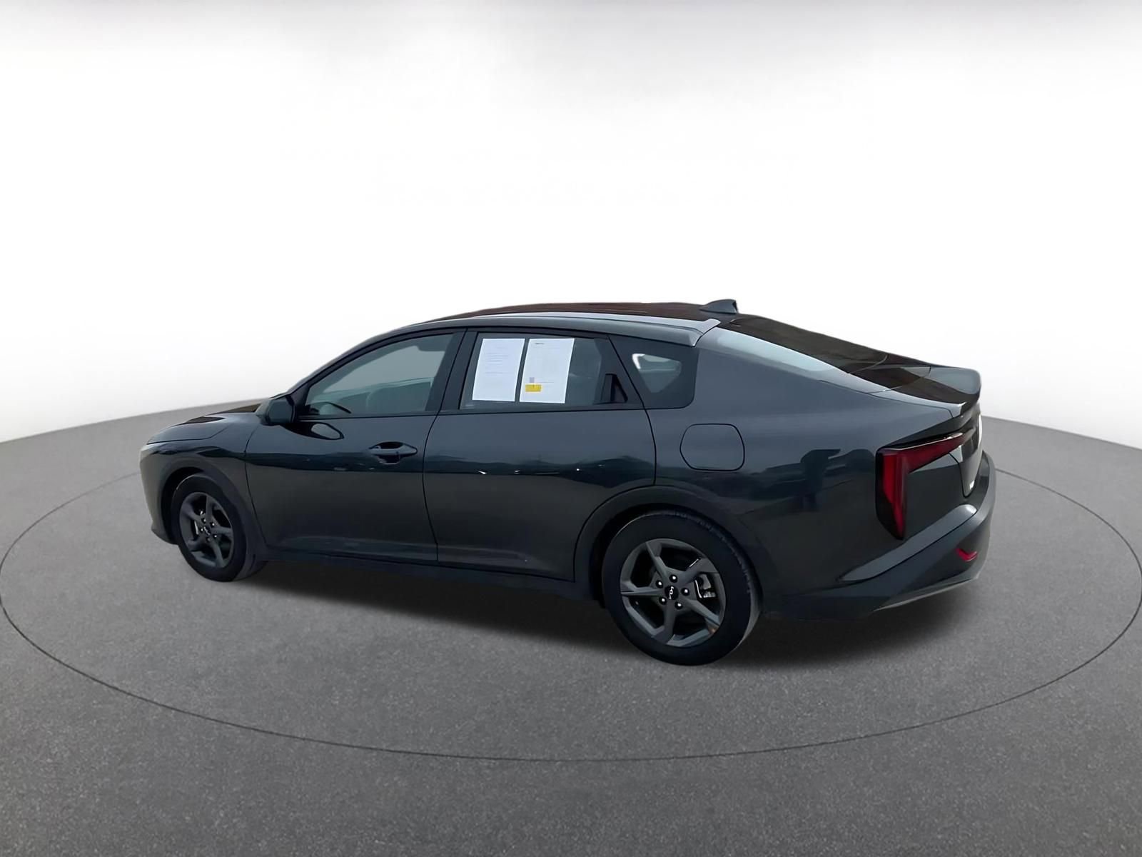 Thumbnail: 2025 Kia K4 - 10