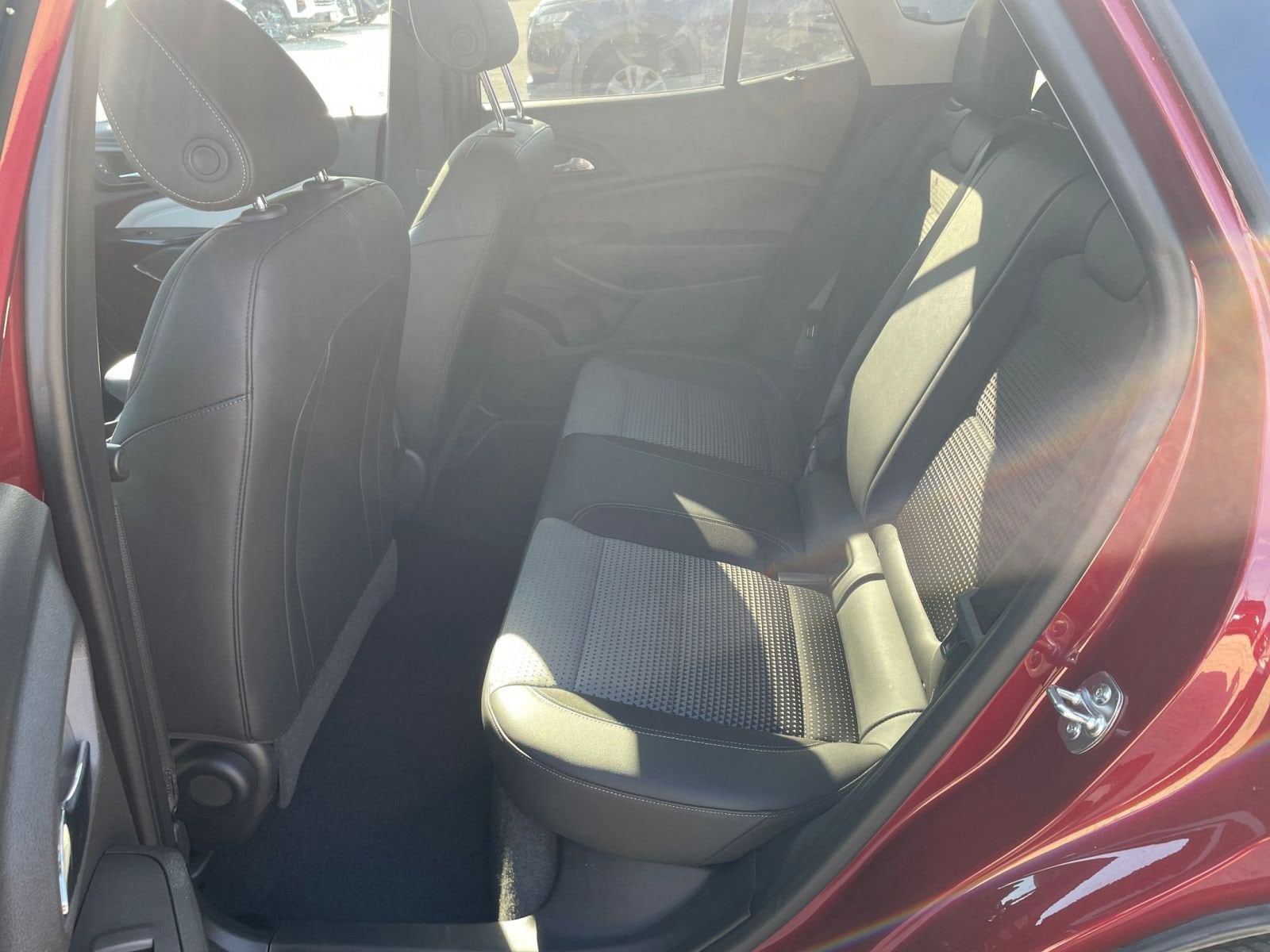 Thumbnail: 2025 Chevrolet Trax - 24