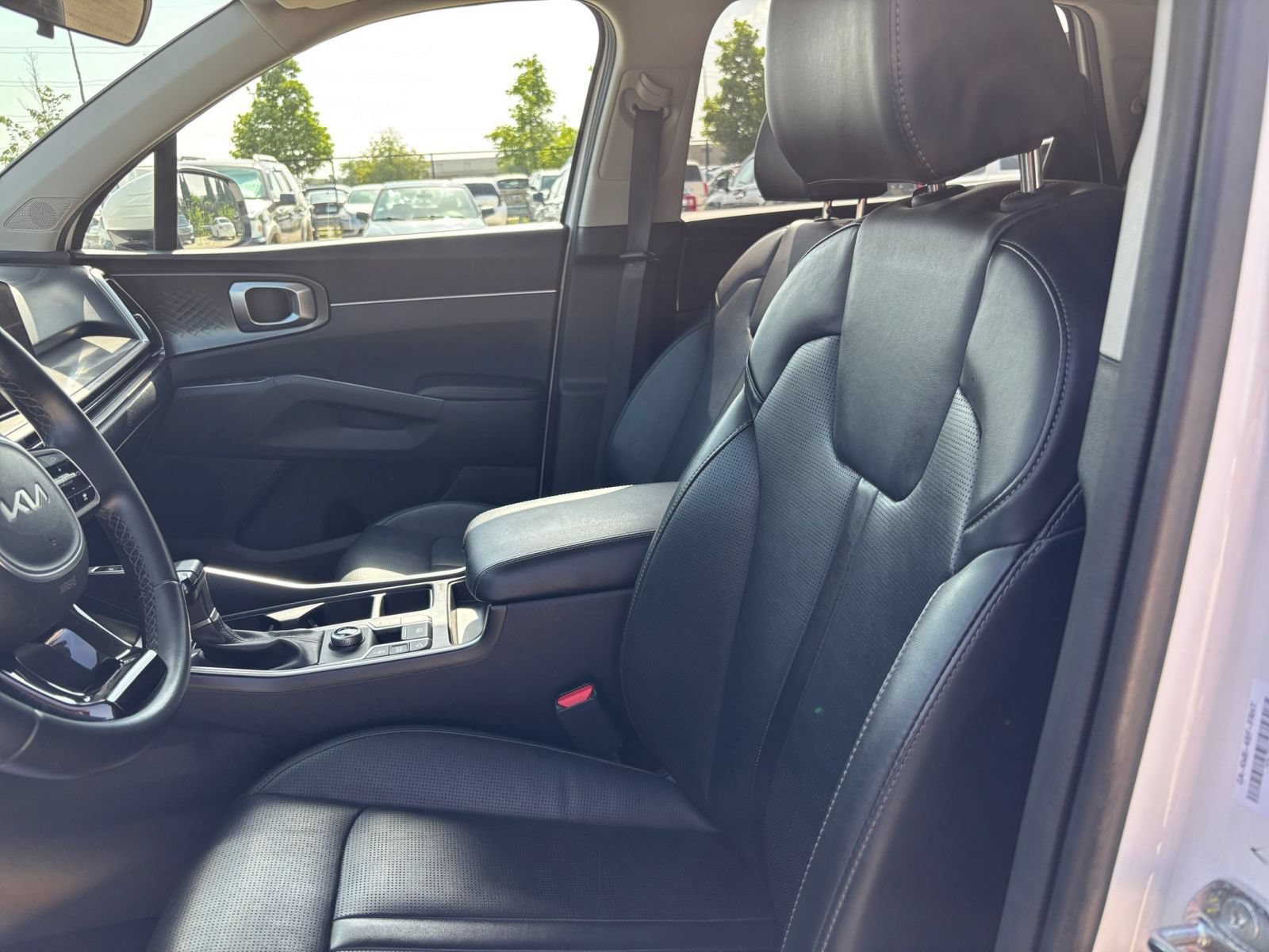 Thumbnail: 2024 Kia Sorento - 25