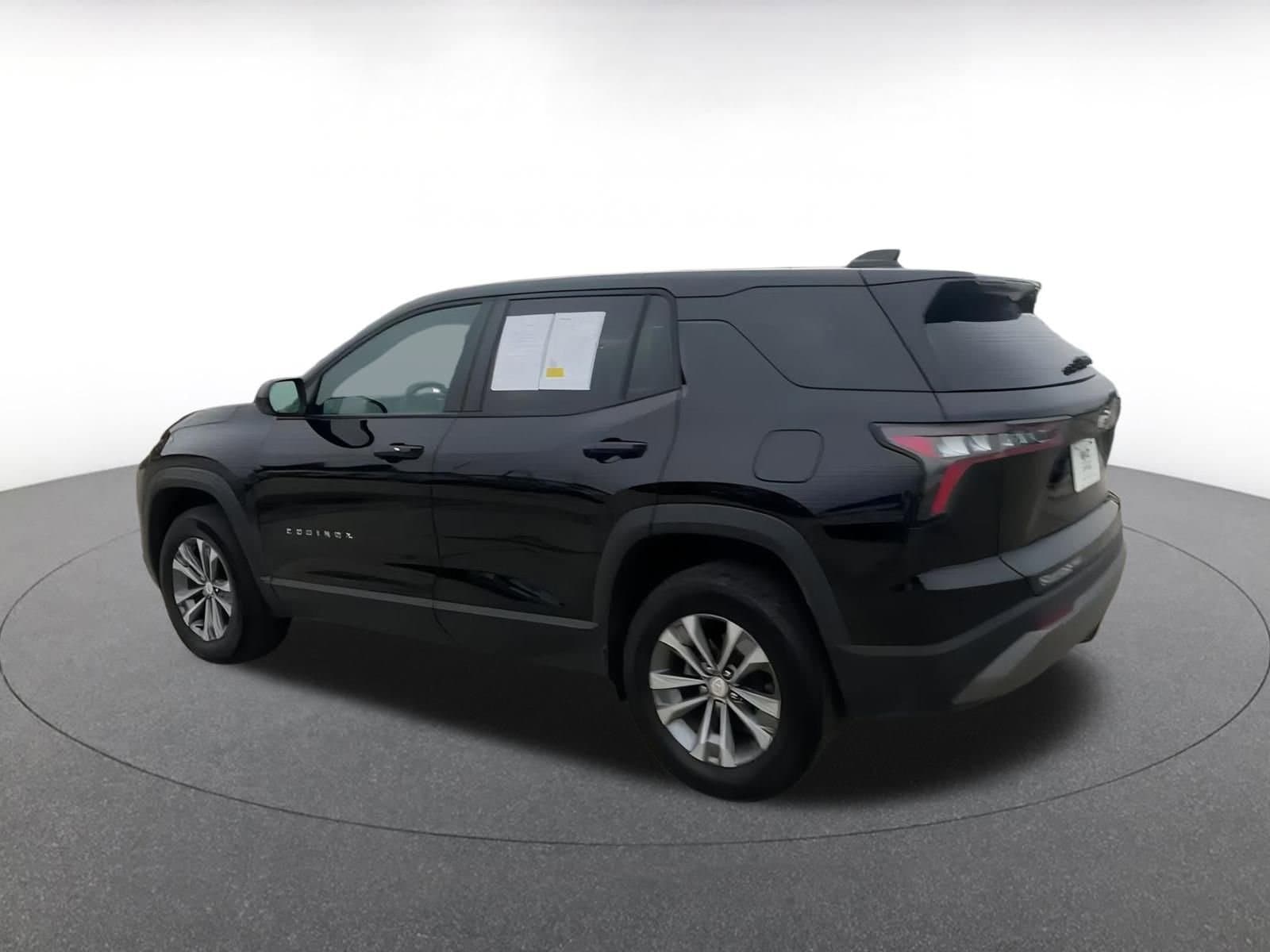 Thumbnail: 2025 Chevrolet Equinox - 10