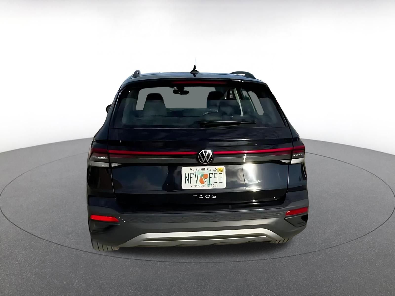 Thumbnail: 2025 Volkswagen Taos - 12