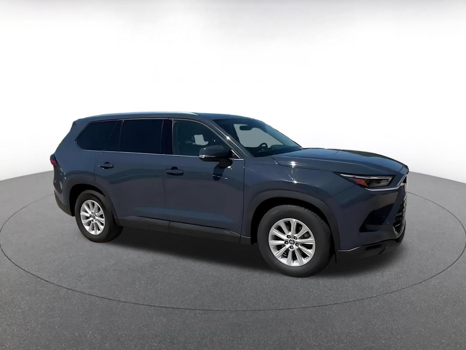 Thumbnail: 2025 Toyota Grand Highlander - 2