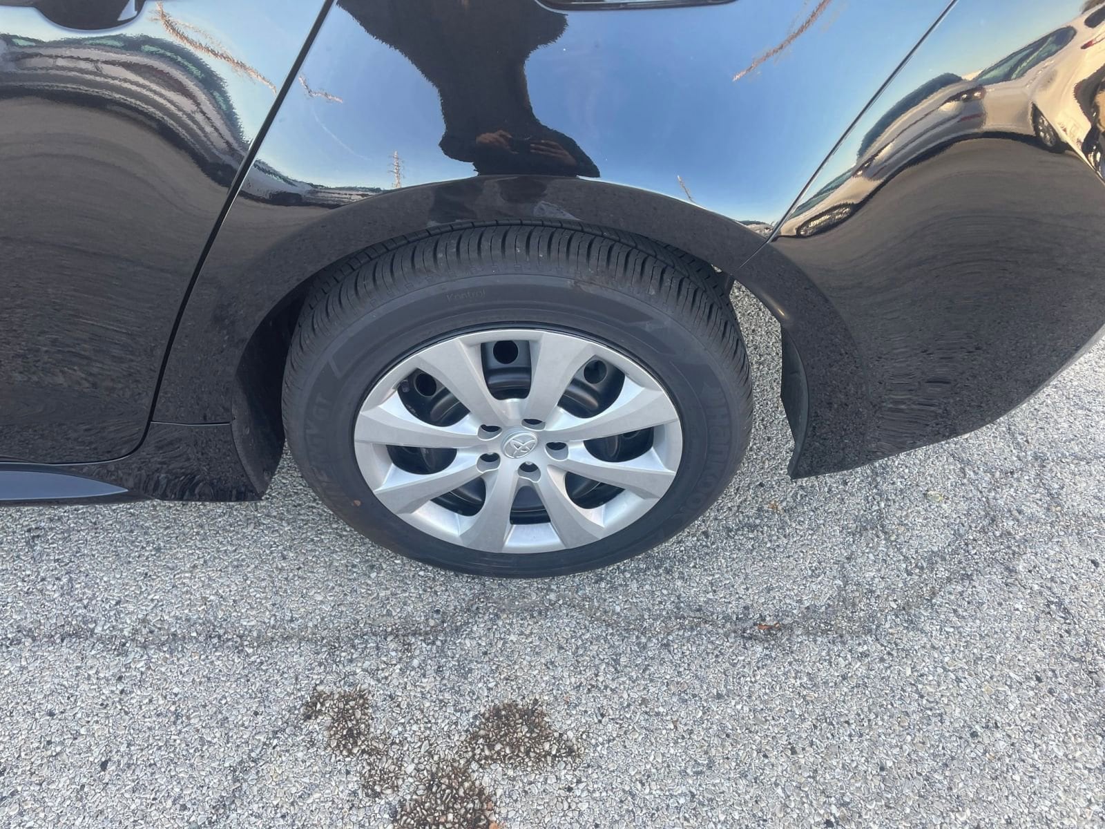 Thumbnail: 2025 Toyota Corolla - 30